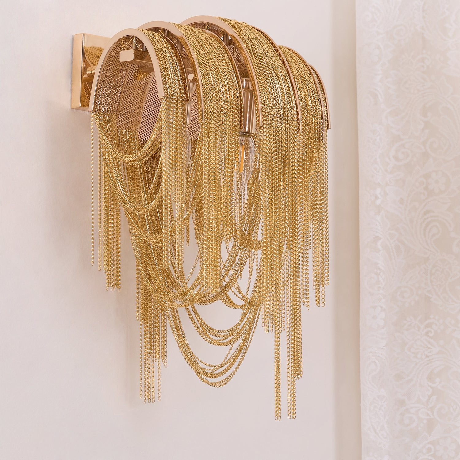 Chains Tassel Wall Lamp