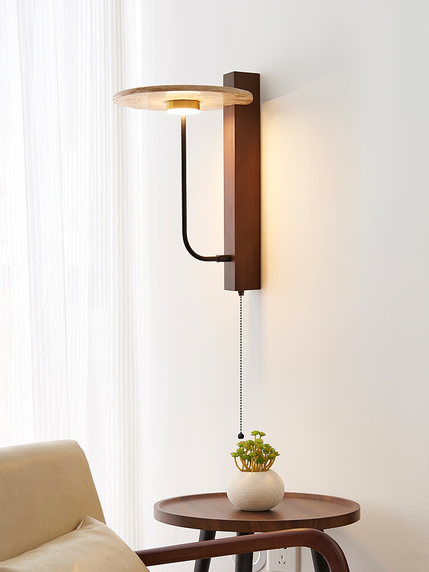 Aura Arm Wall Lamp