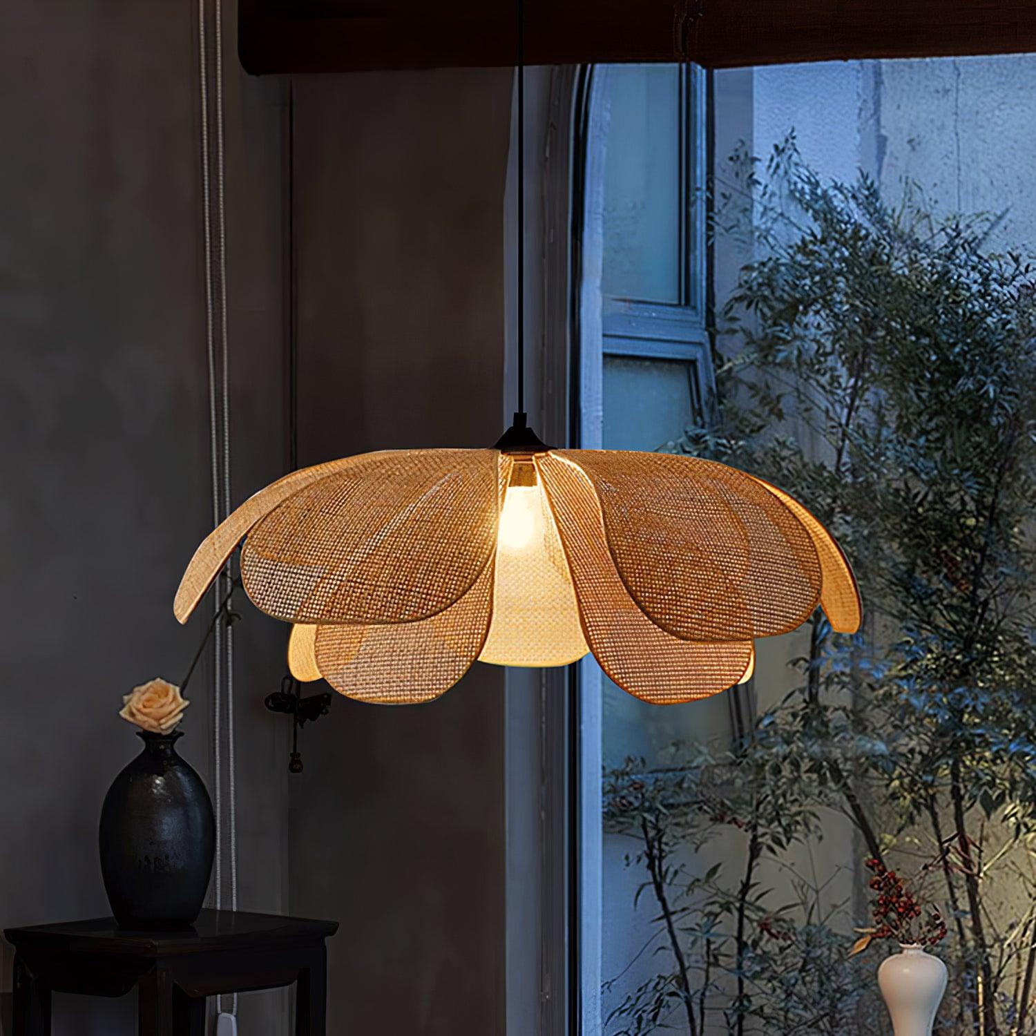 Rattan Petal Pendant Lamp