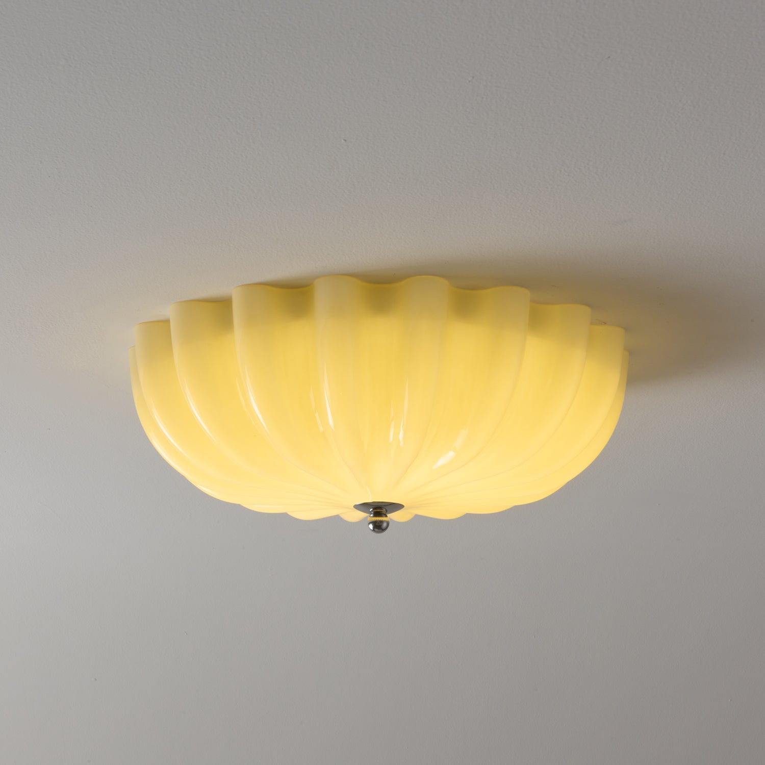 Dewdrop Shell Ceiling Light