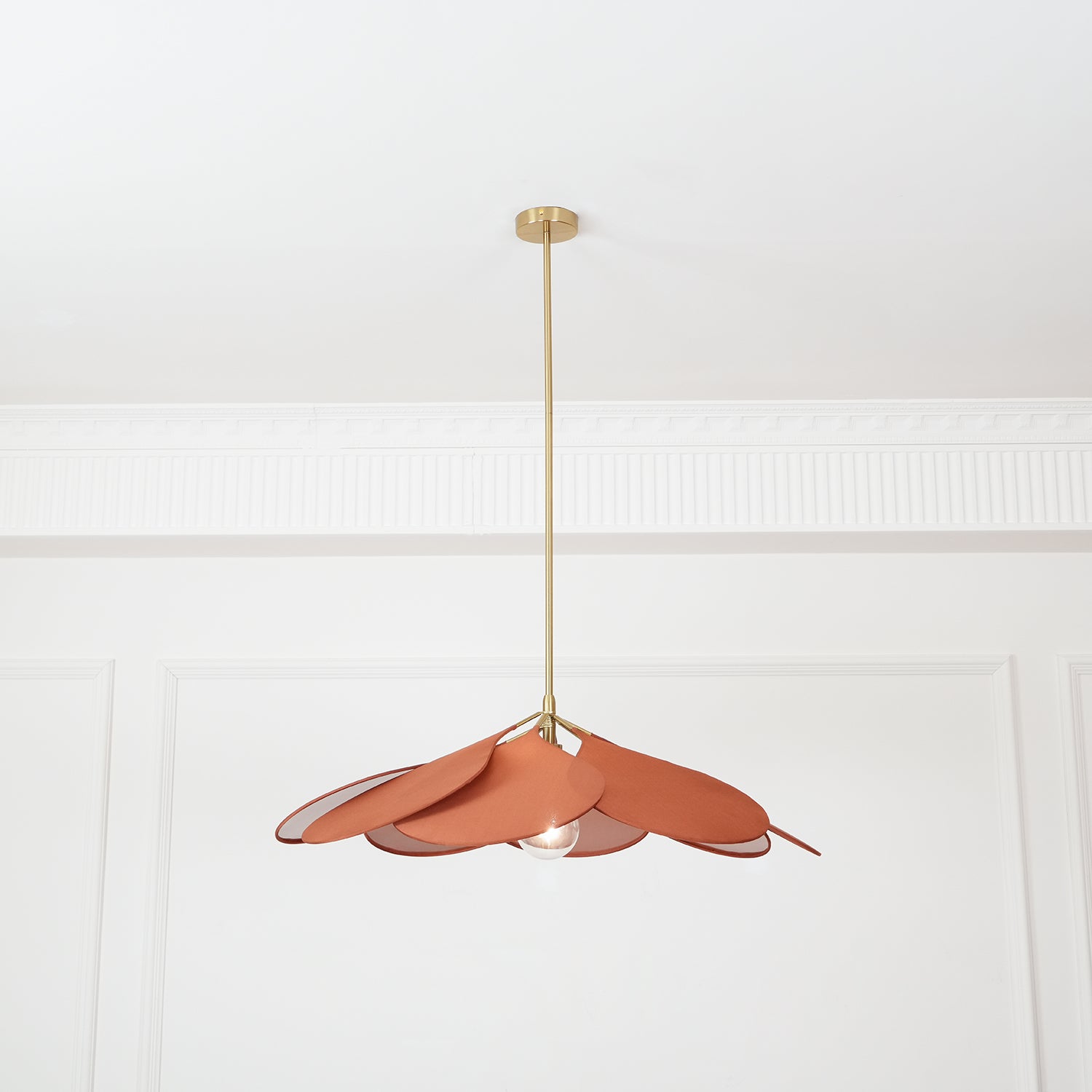 Precieuse Petals Pendant Lamp