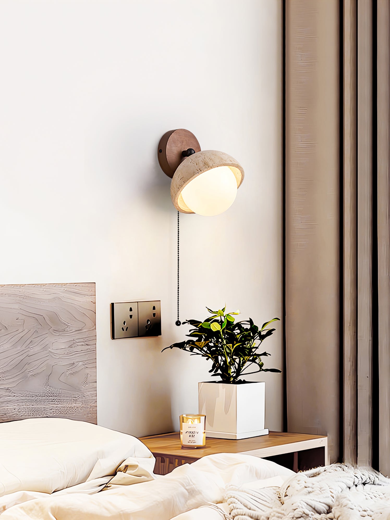 Globe Accent Wall Lamp