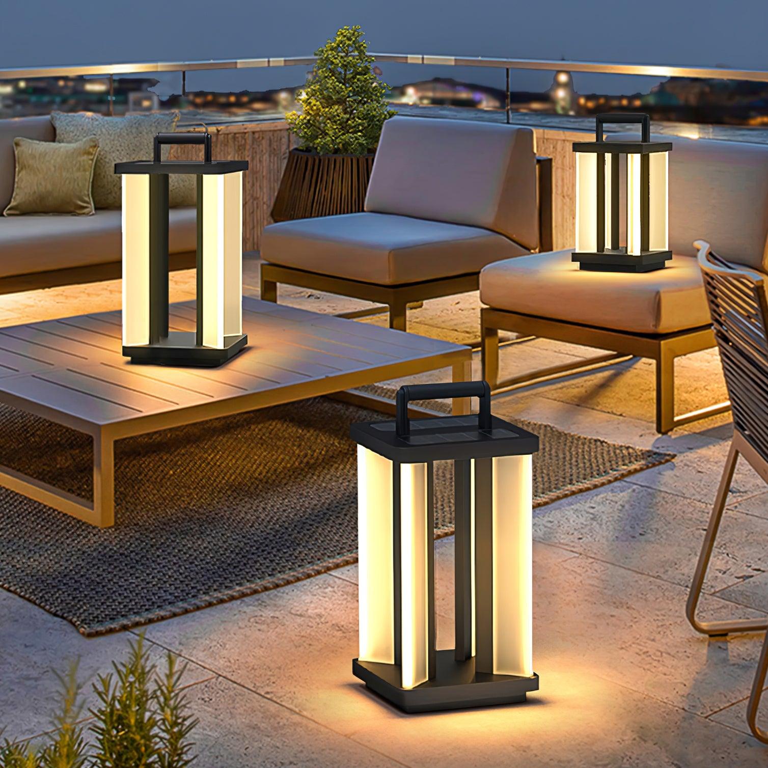 Metroluxe Outdoor Light