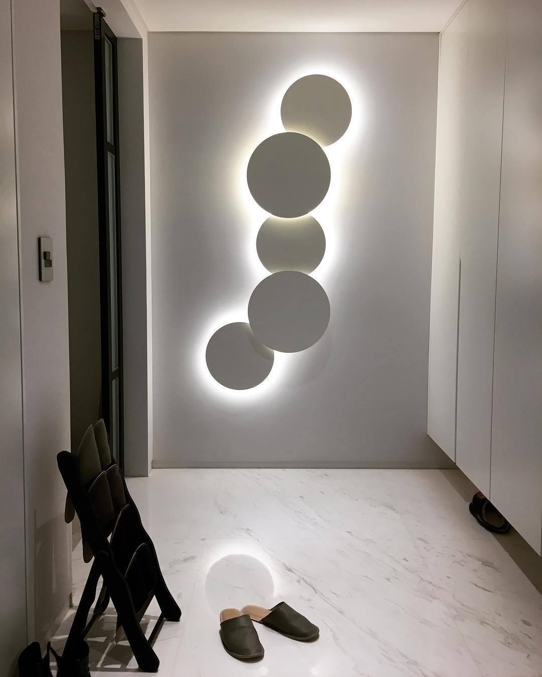 Geometric Disc Wall Lamp