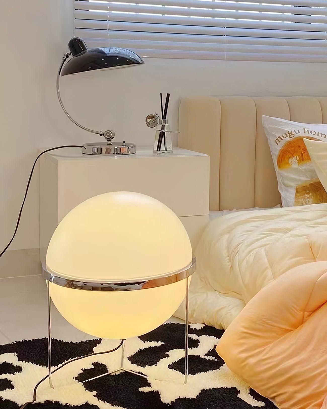 Yolk Table Lamp