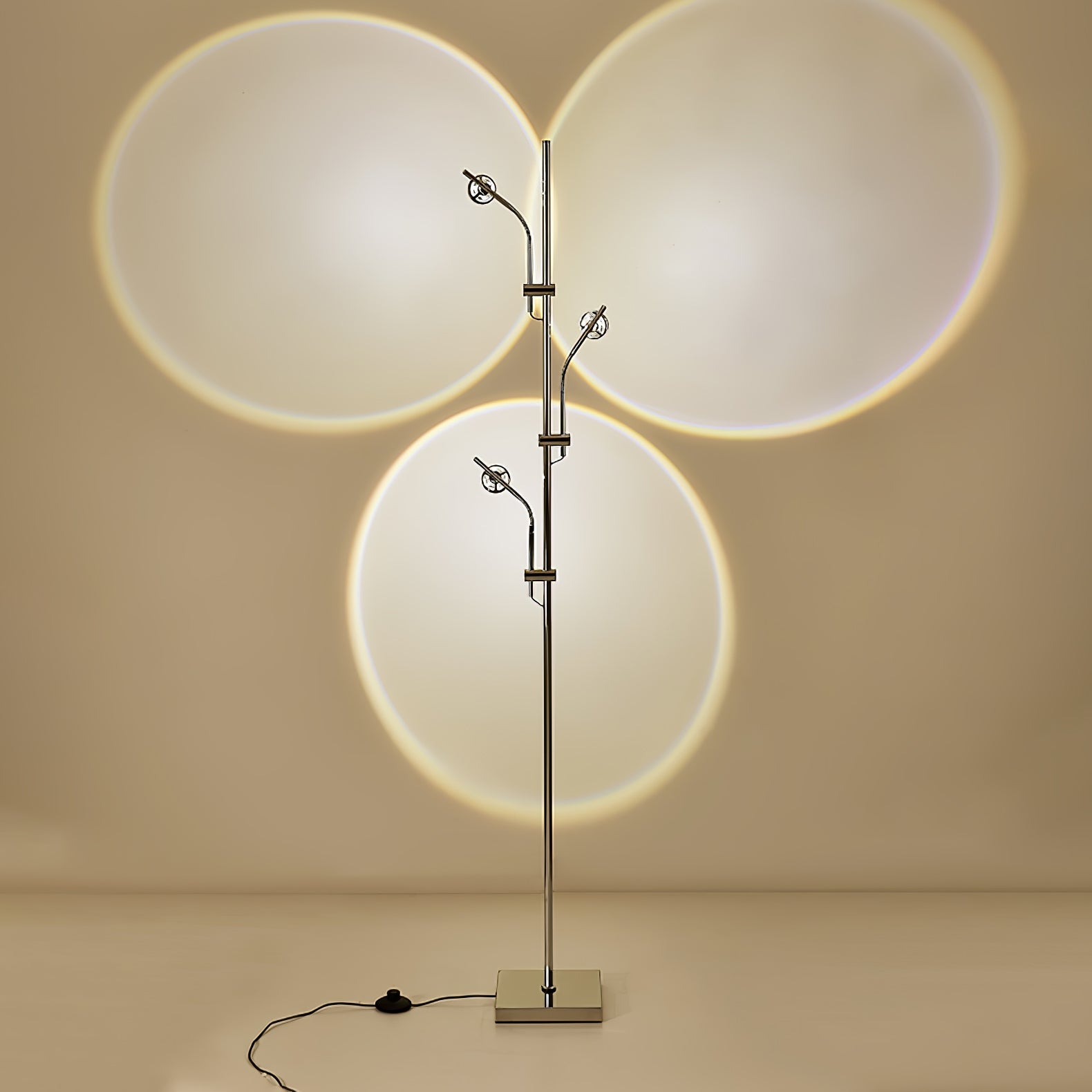 Wa Wa Floor Lamp