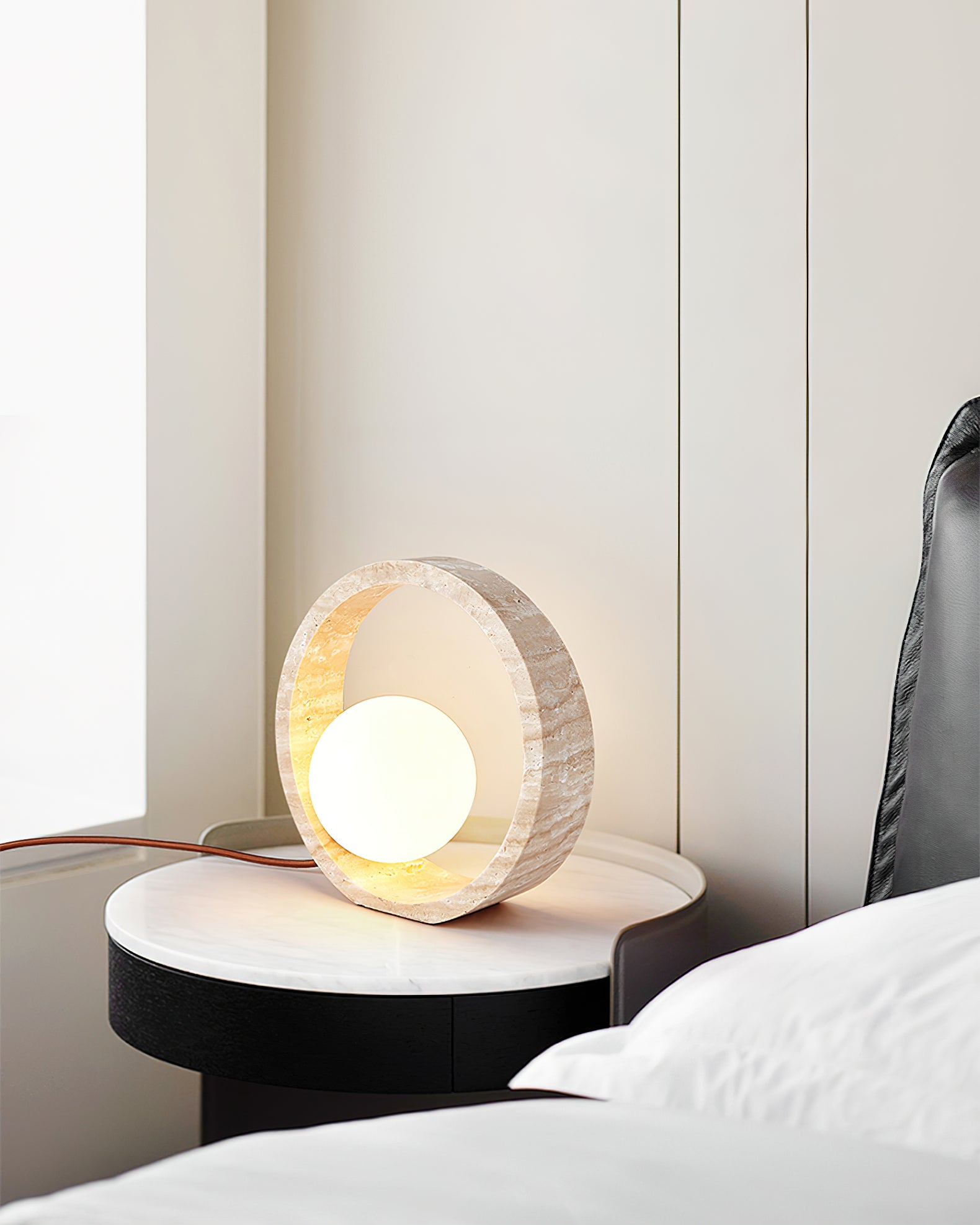 Q Circle Table Lamp