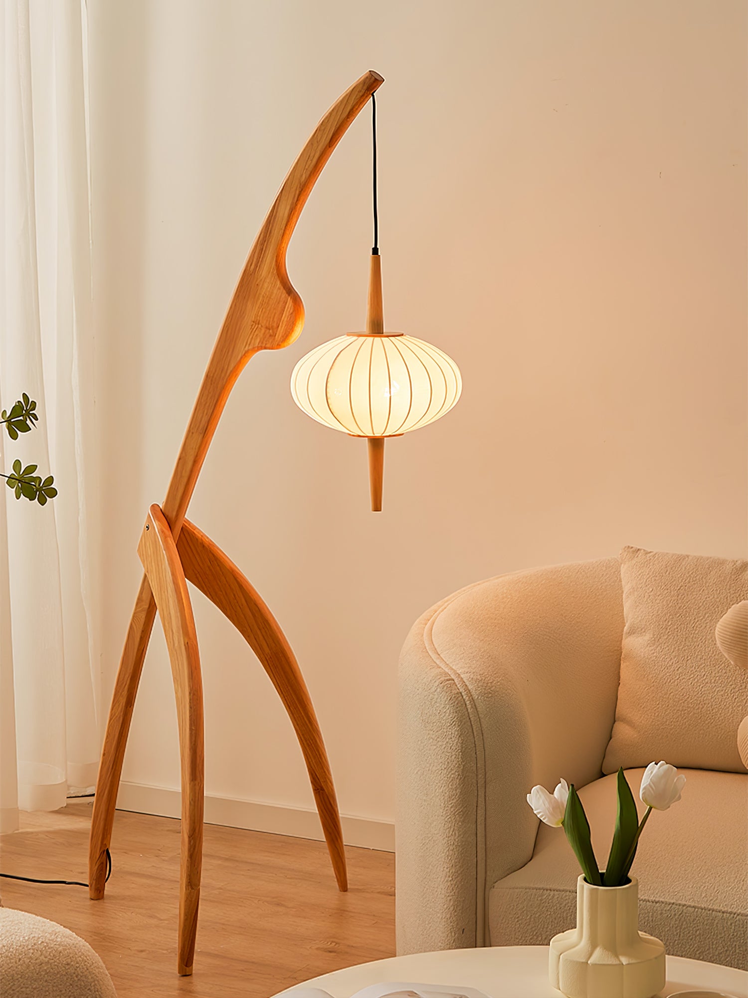 Mantis Wood Floor Lamp