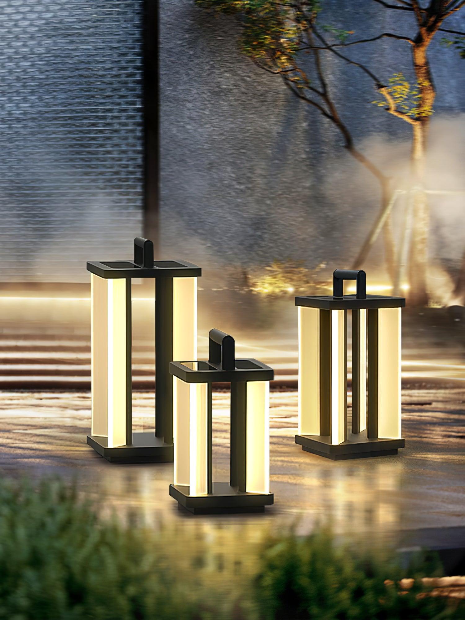 Metroluxe Outdoor Light