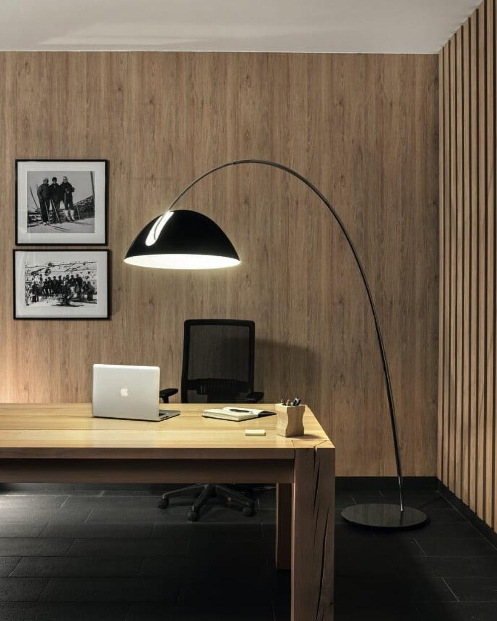 Verse Arc Floor Lamp