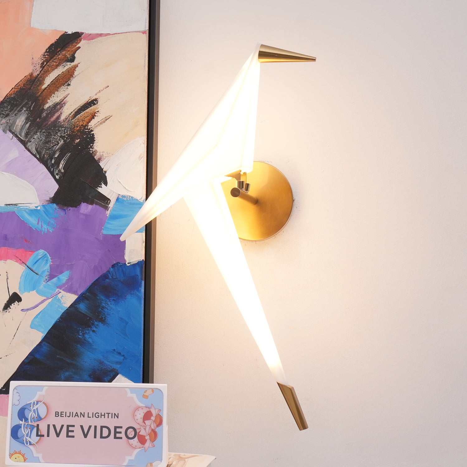 Avian Serenity Wall Lamp