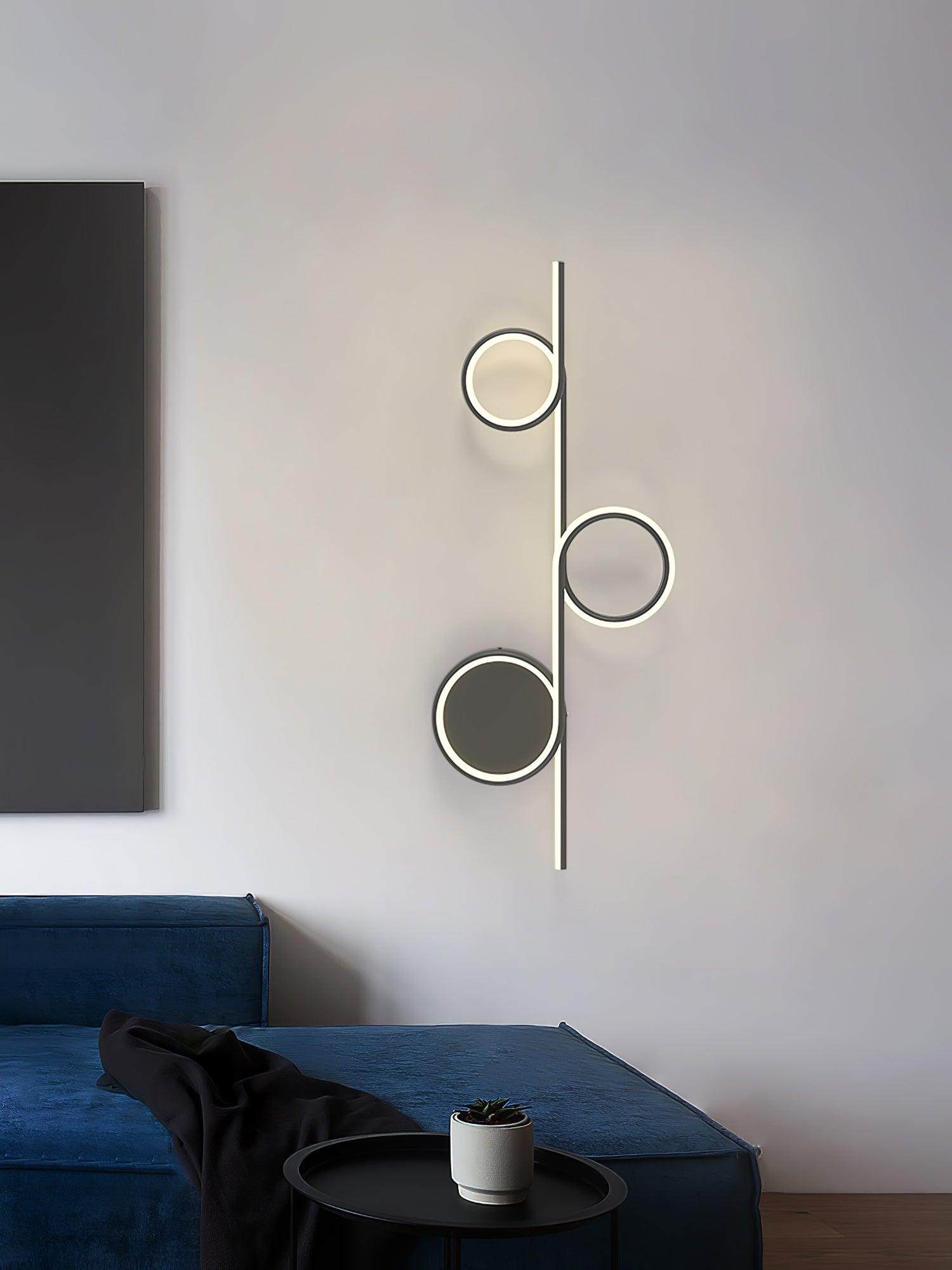 Rhythmic Line Wall Light