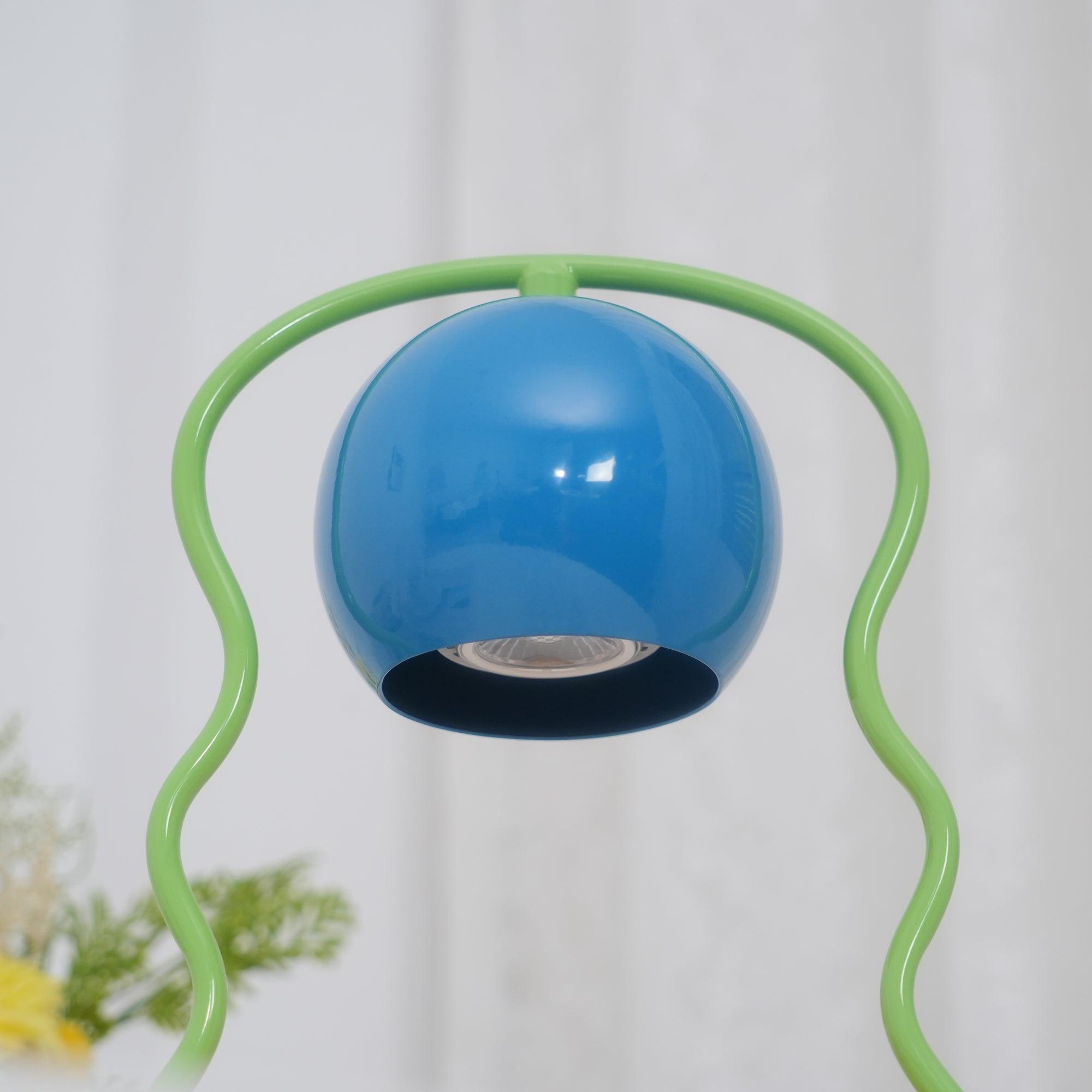 Squiggle Bright Table Lamp