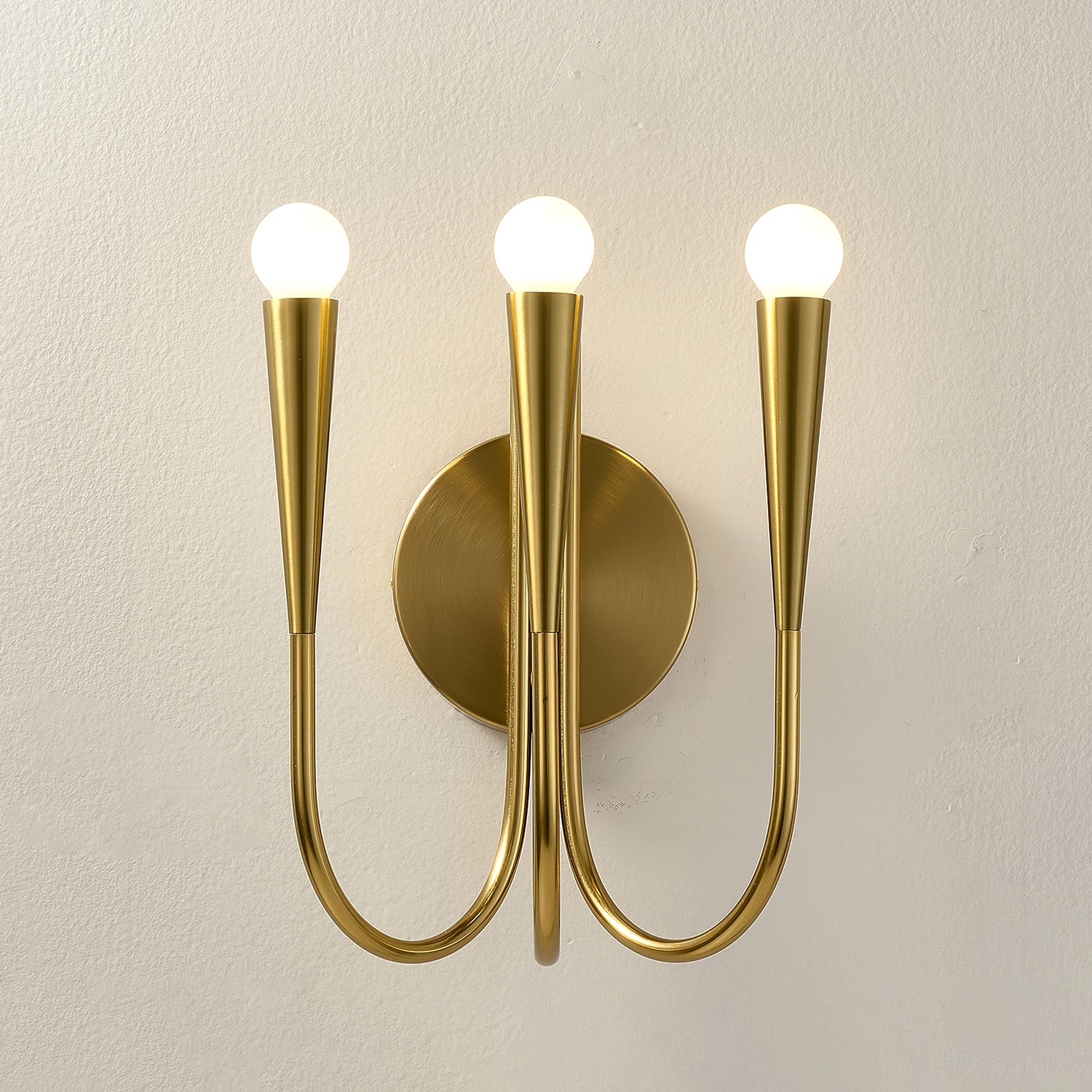 Swoop Arm Wall Lamp