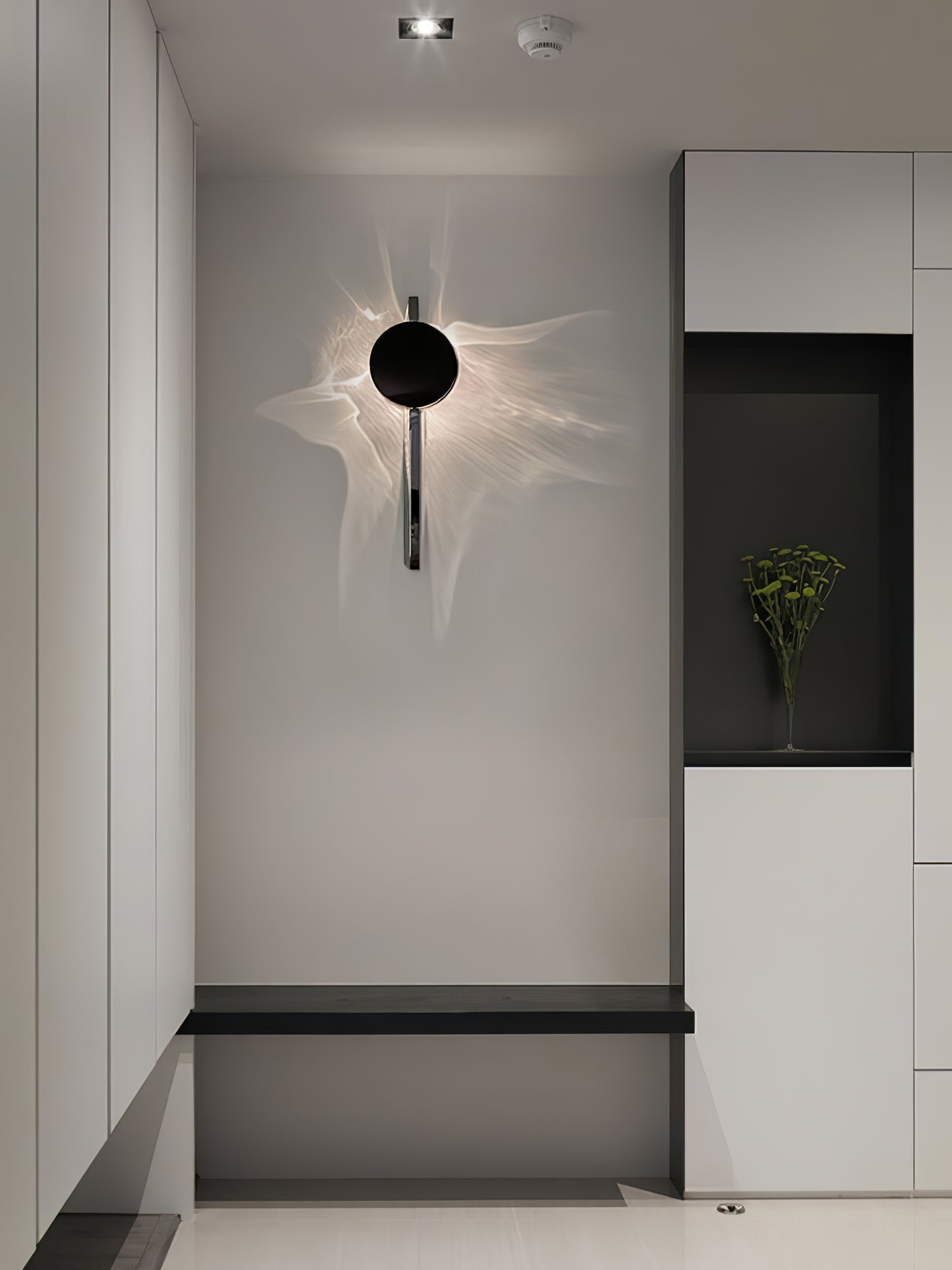 Creative Light And Shadow Wall Lamp