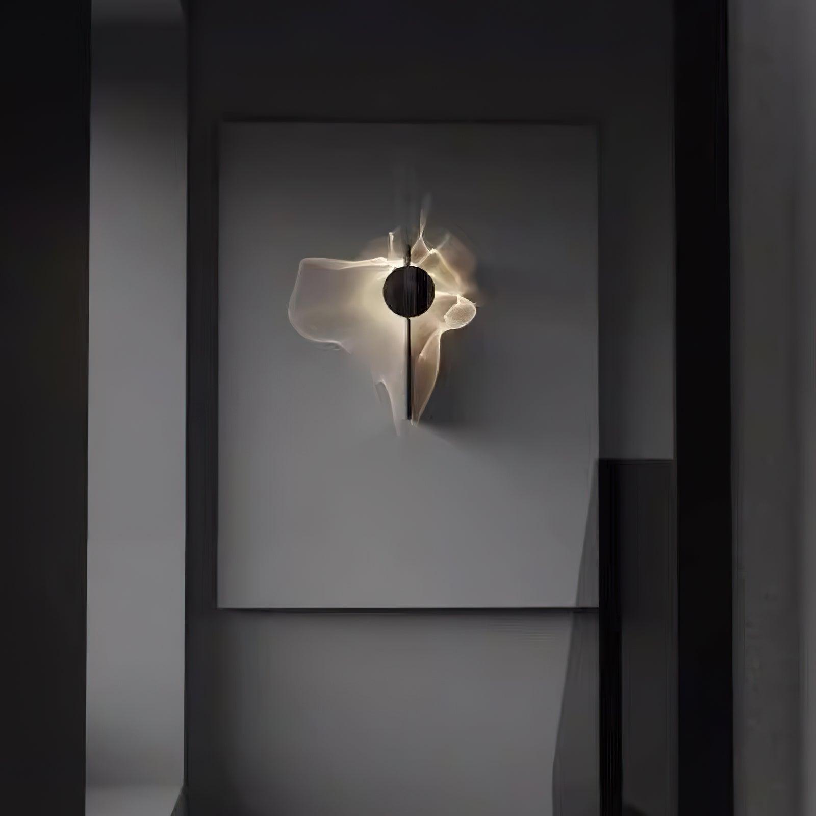 Creative Light And Shadow Wall Lamp