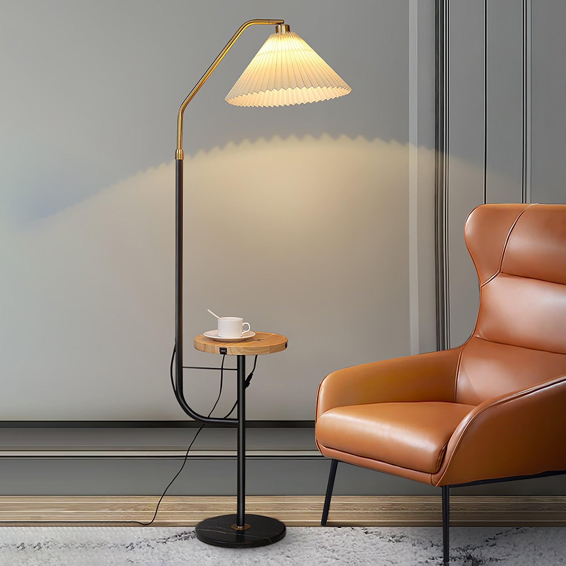 Ozz Floor Lamp