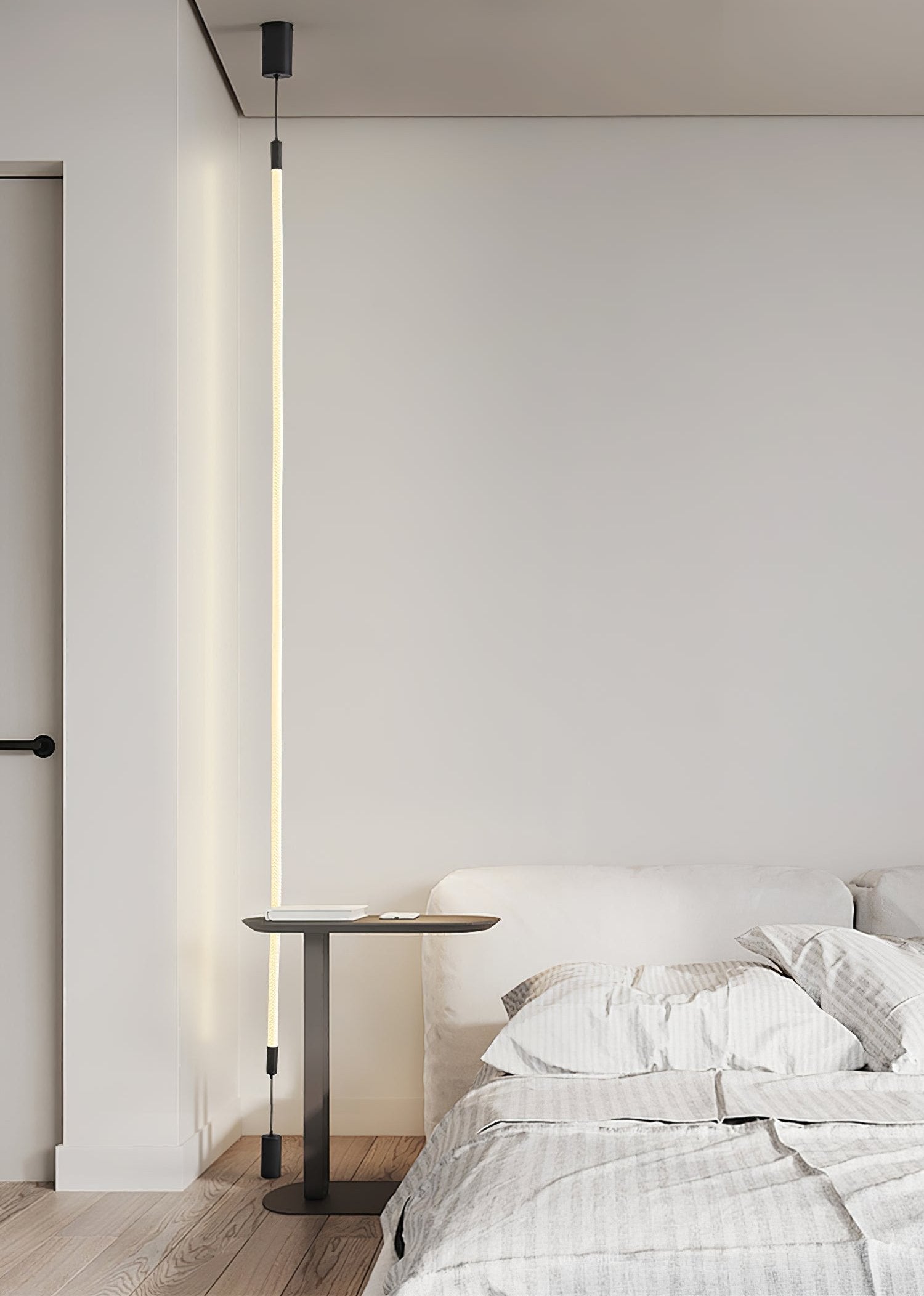 Silas Vertical Pendant Light