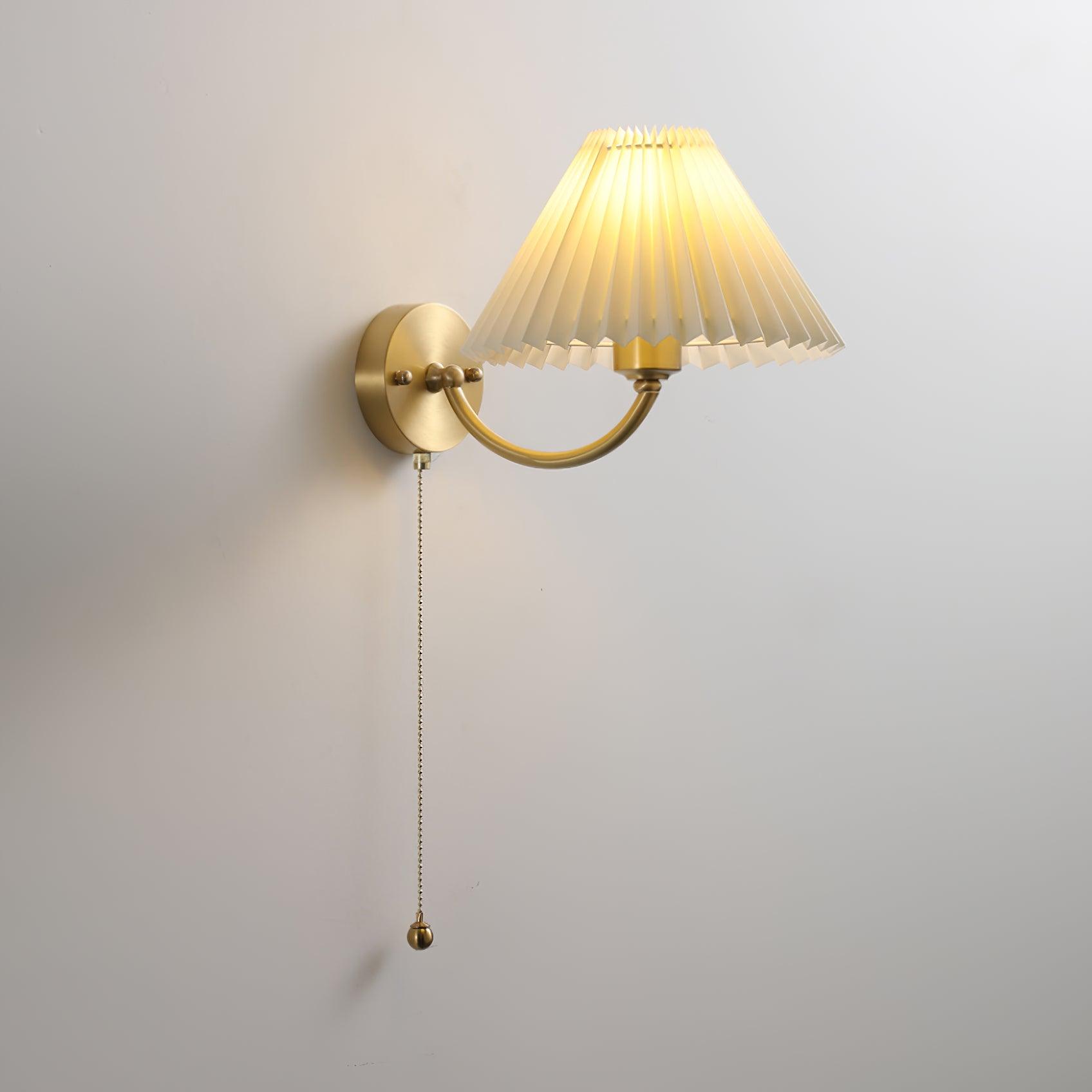 Pleated Wall Lamp