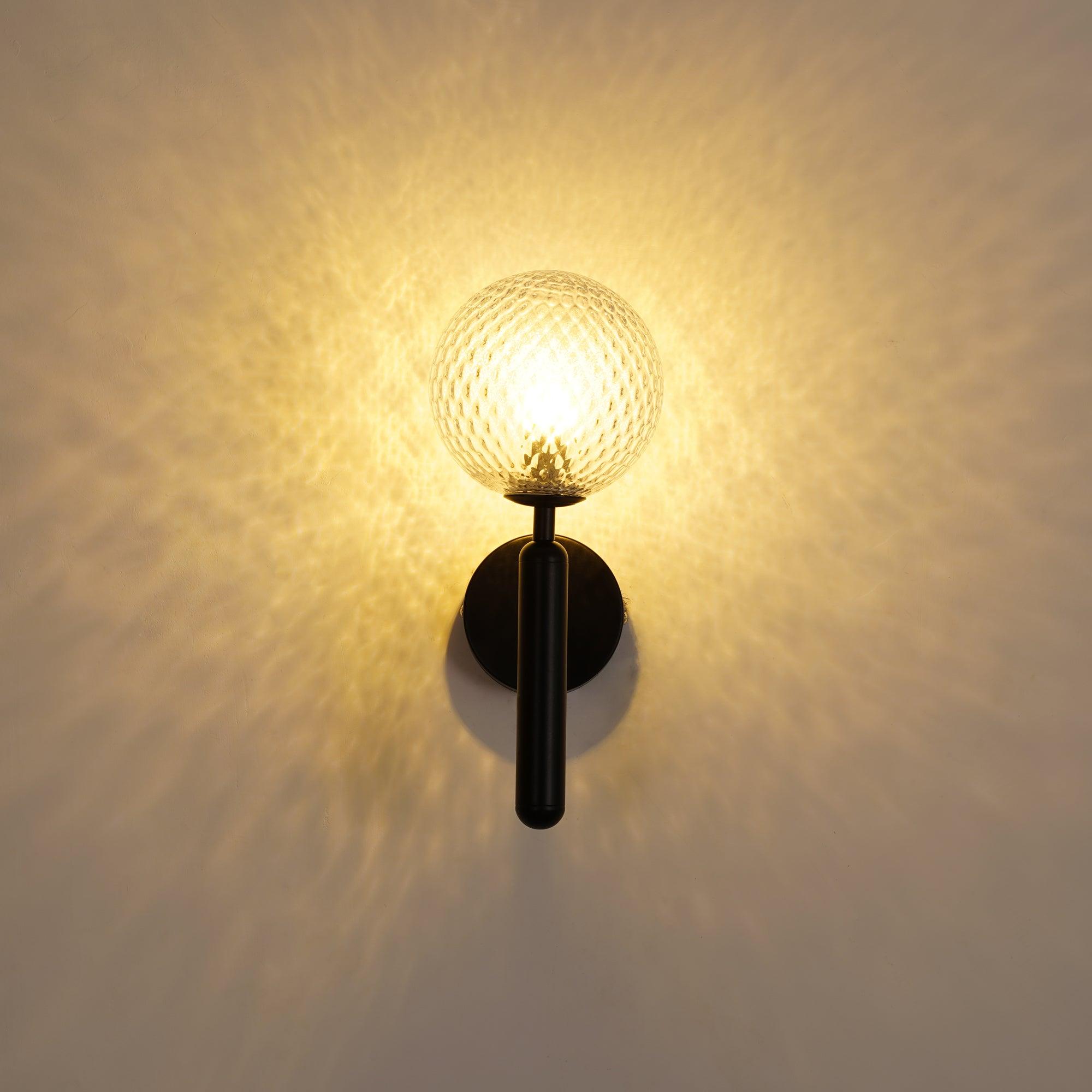 Nordica Wall Lamp