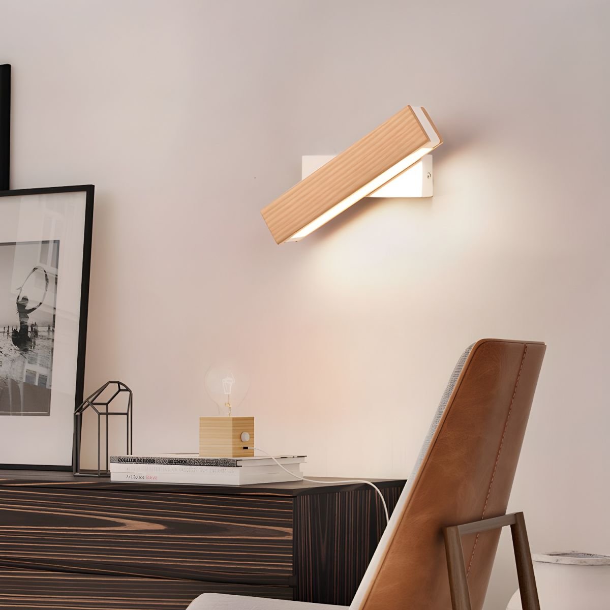 Luca Angle Wall Light