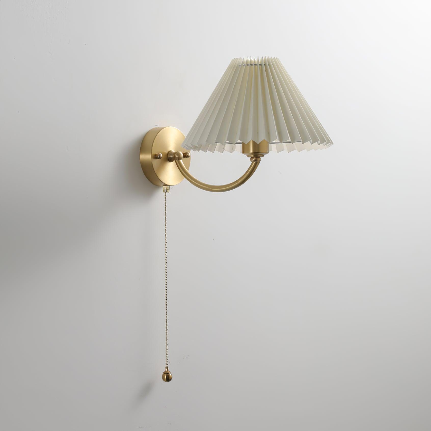 Pleated Wall Lamp