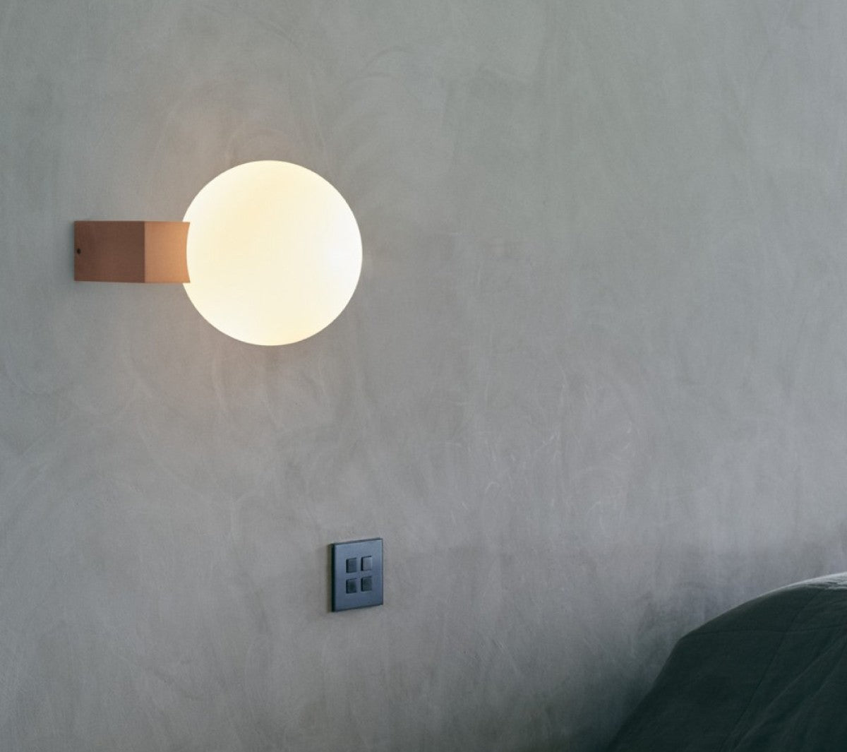 Journey Wall Lamp