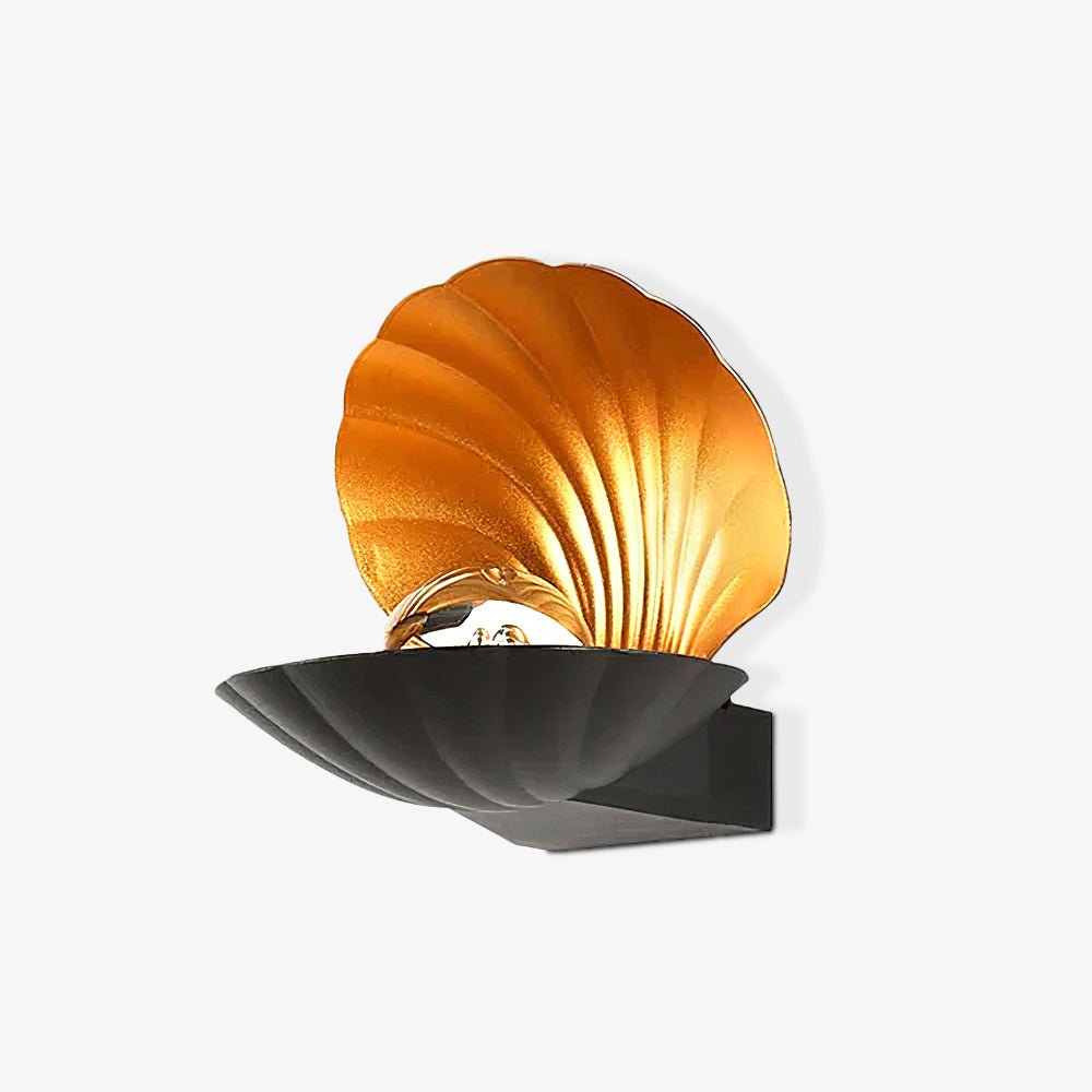 Pearl Clam Wall Light