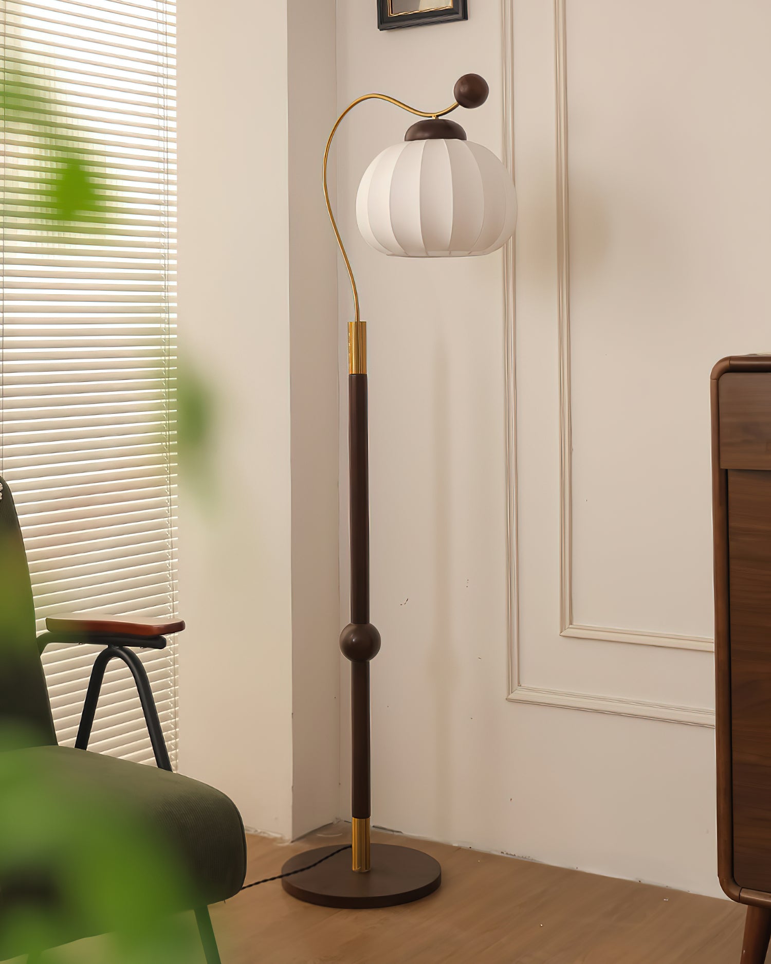 Silk Globe Floor Lamp