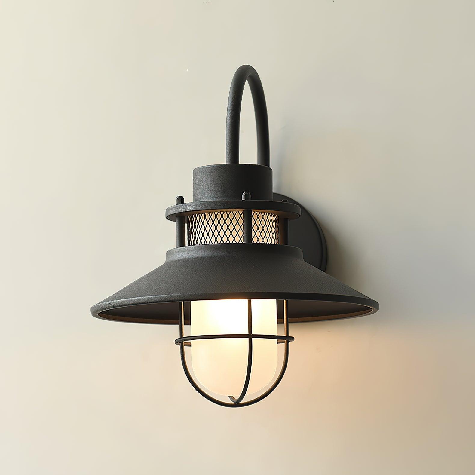 Felix Outdoor Wall Lamp