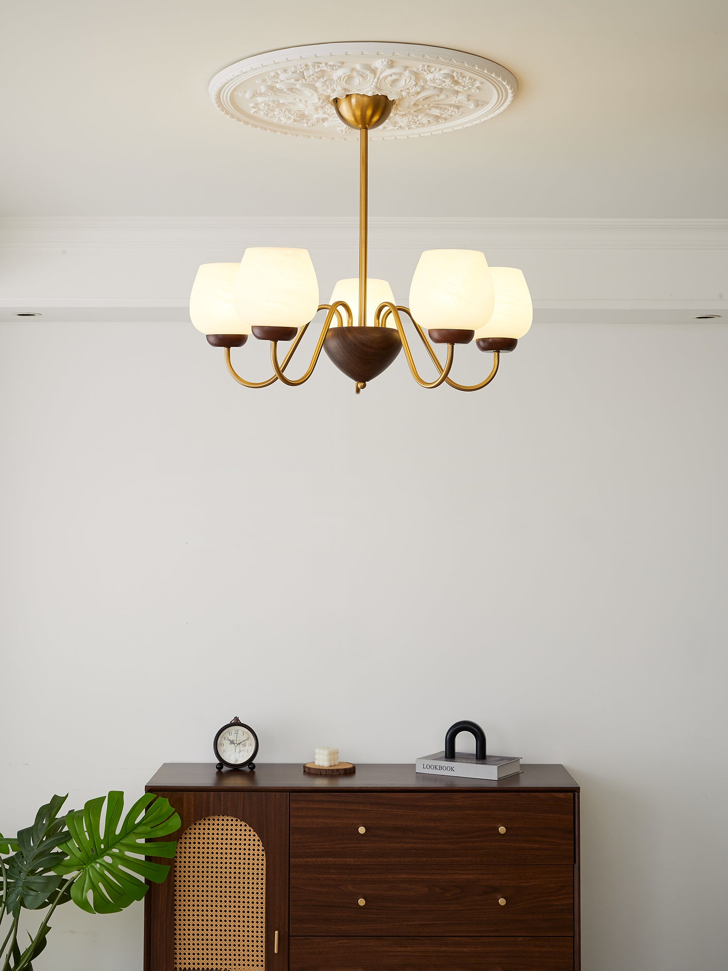 Aurorium Chandelier