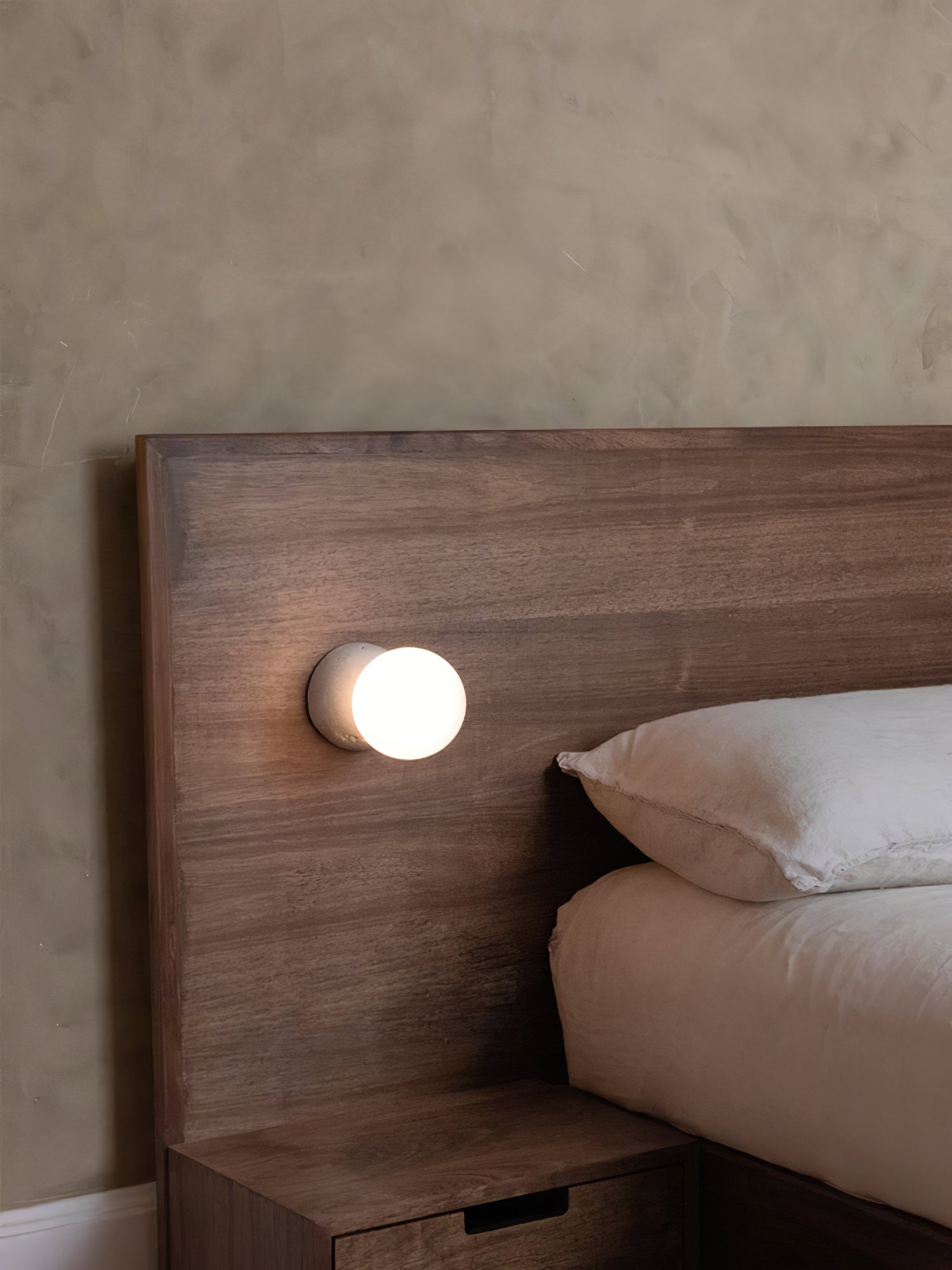 Origo Wall Lamp