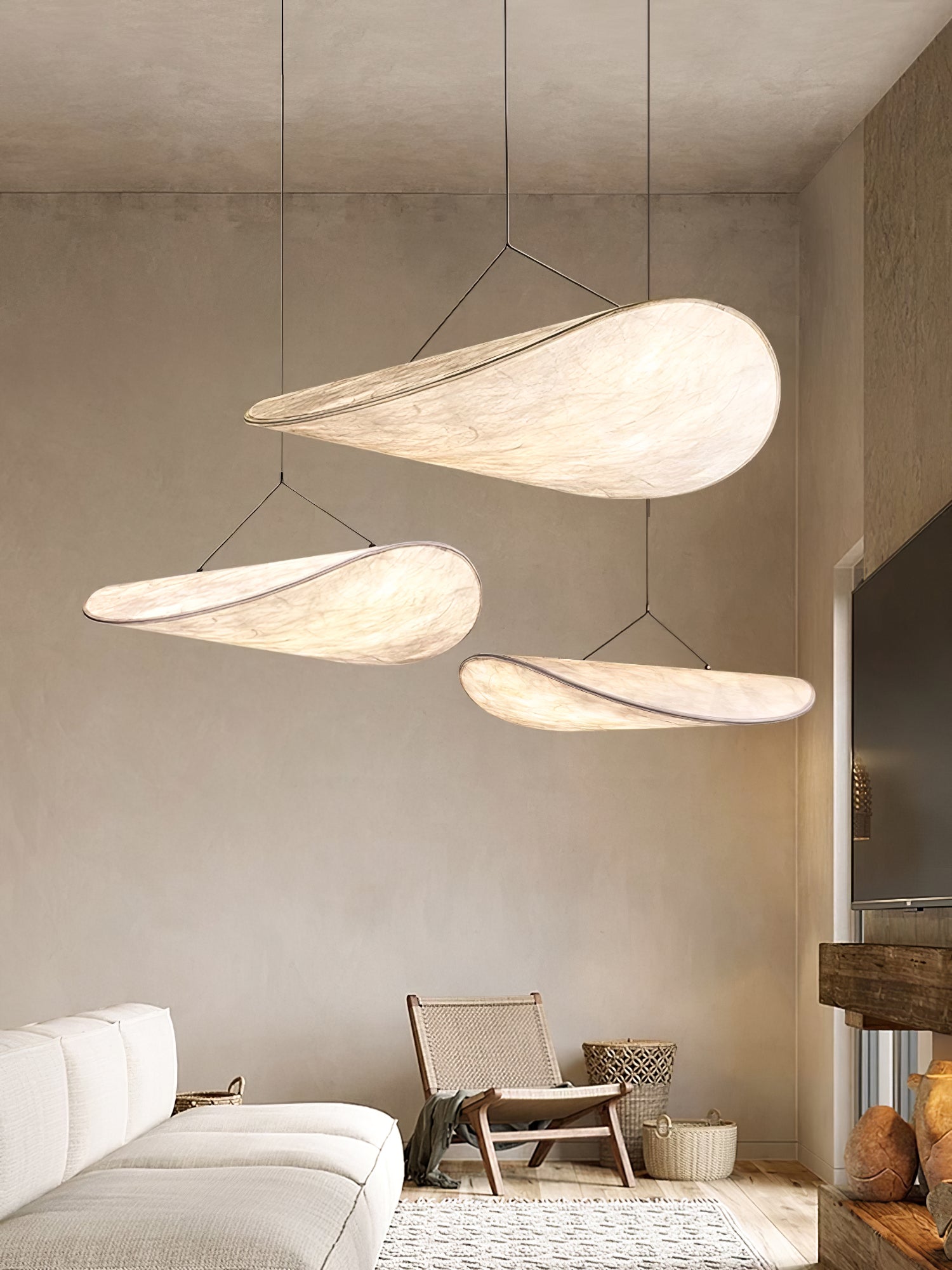 Tense Pendant Light