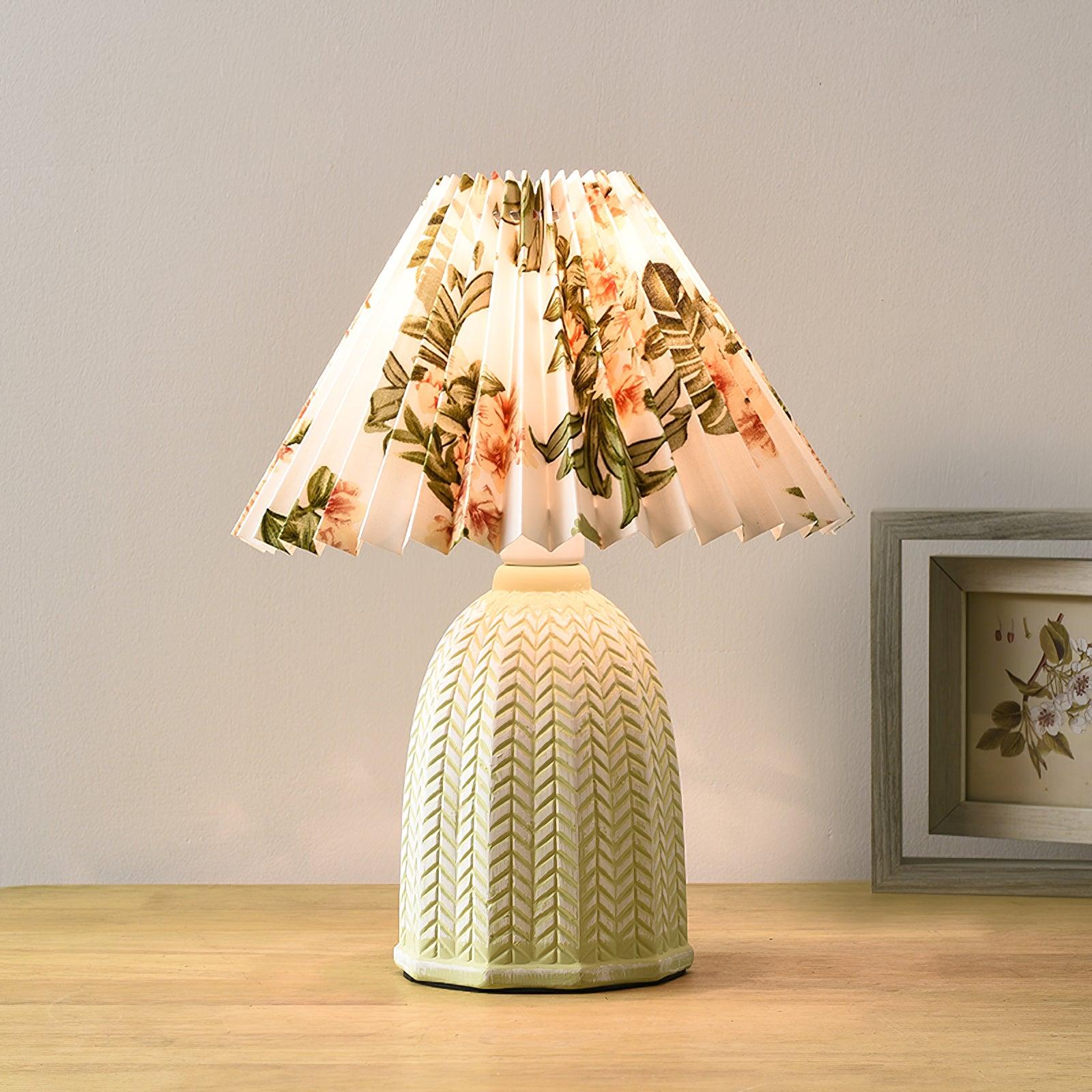 Vintage Pleated Table Lamp