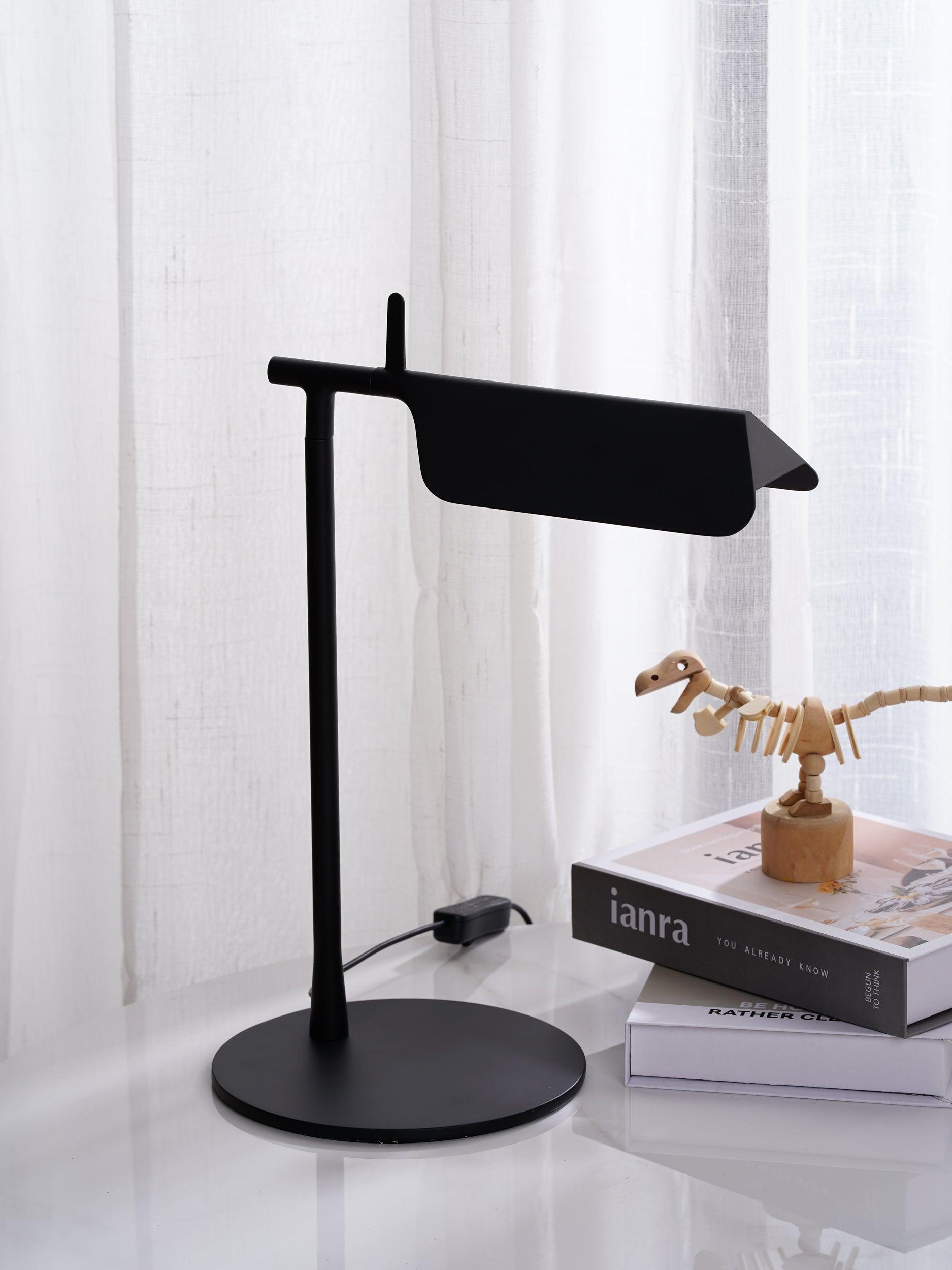 Pivot Ease Table Lamp