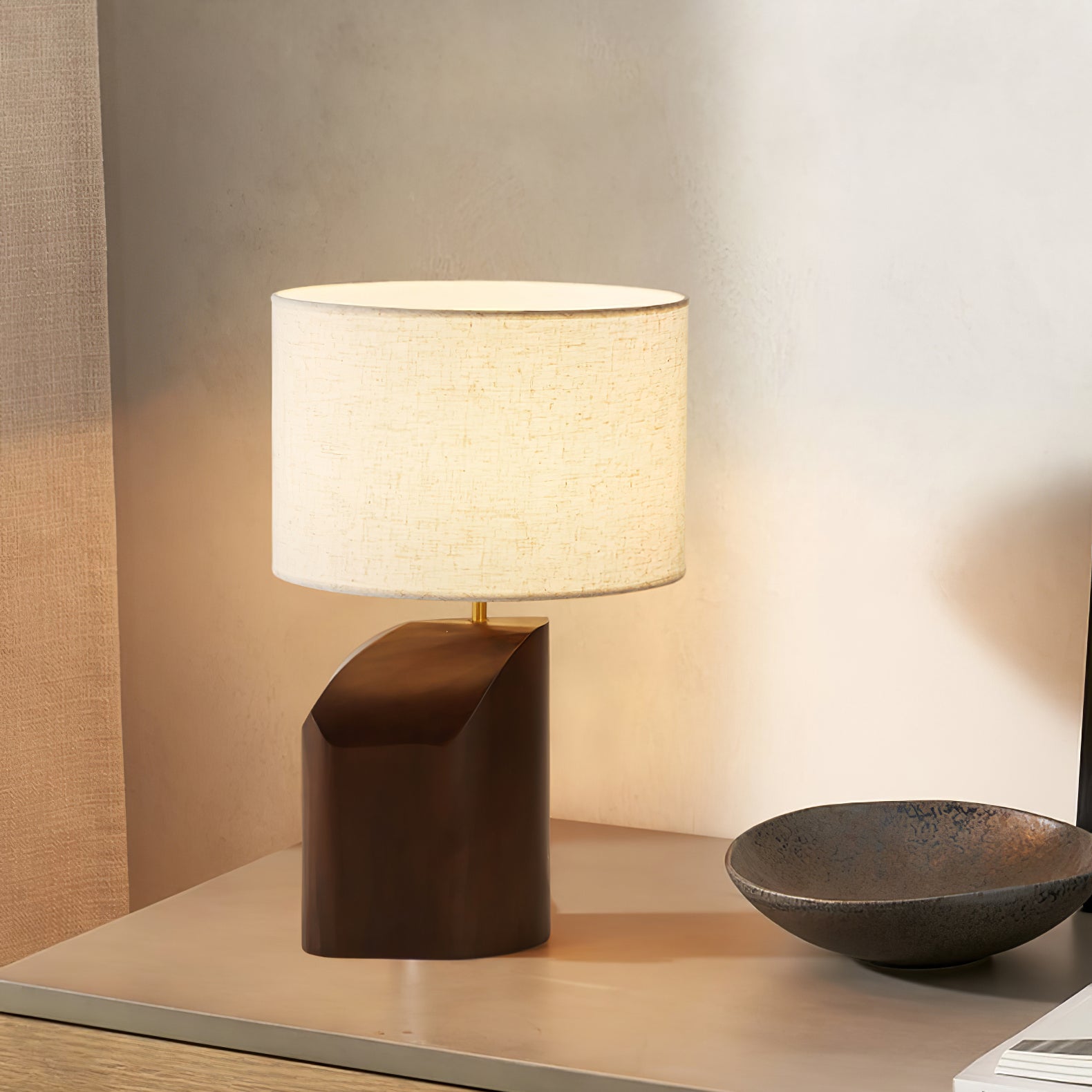 Arden Curve Table Lamp