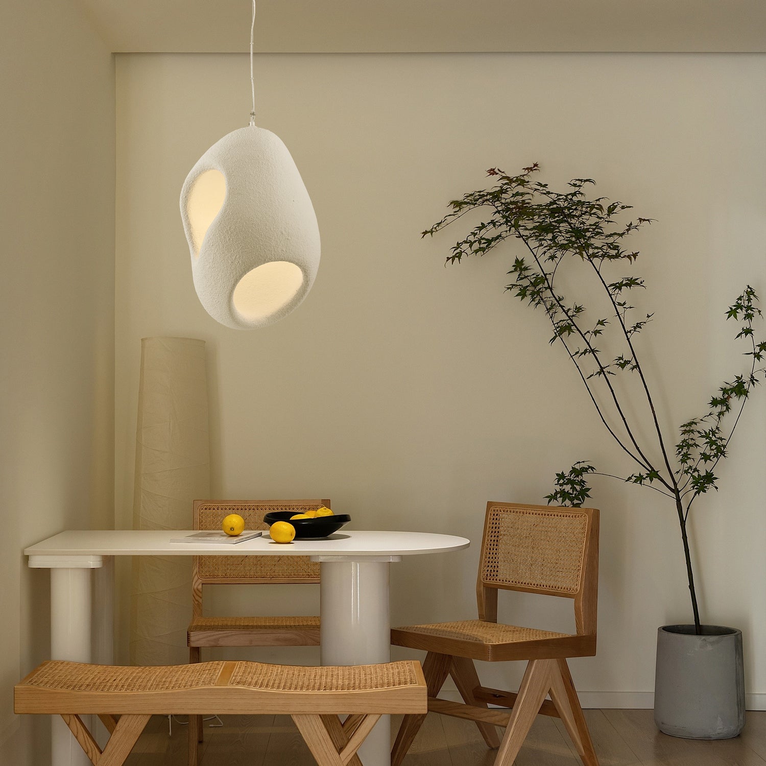 Sculptural Japandi Pendant Lamp