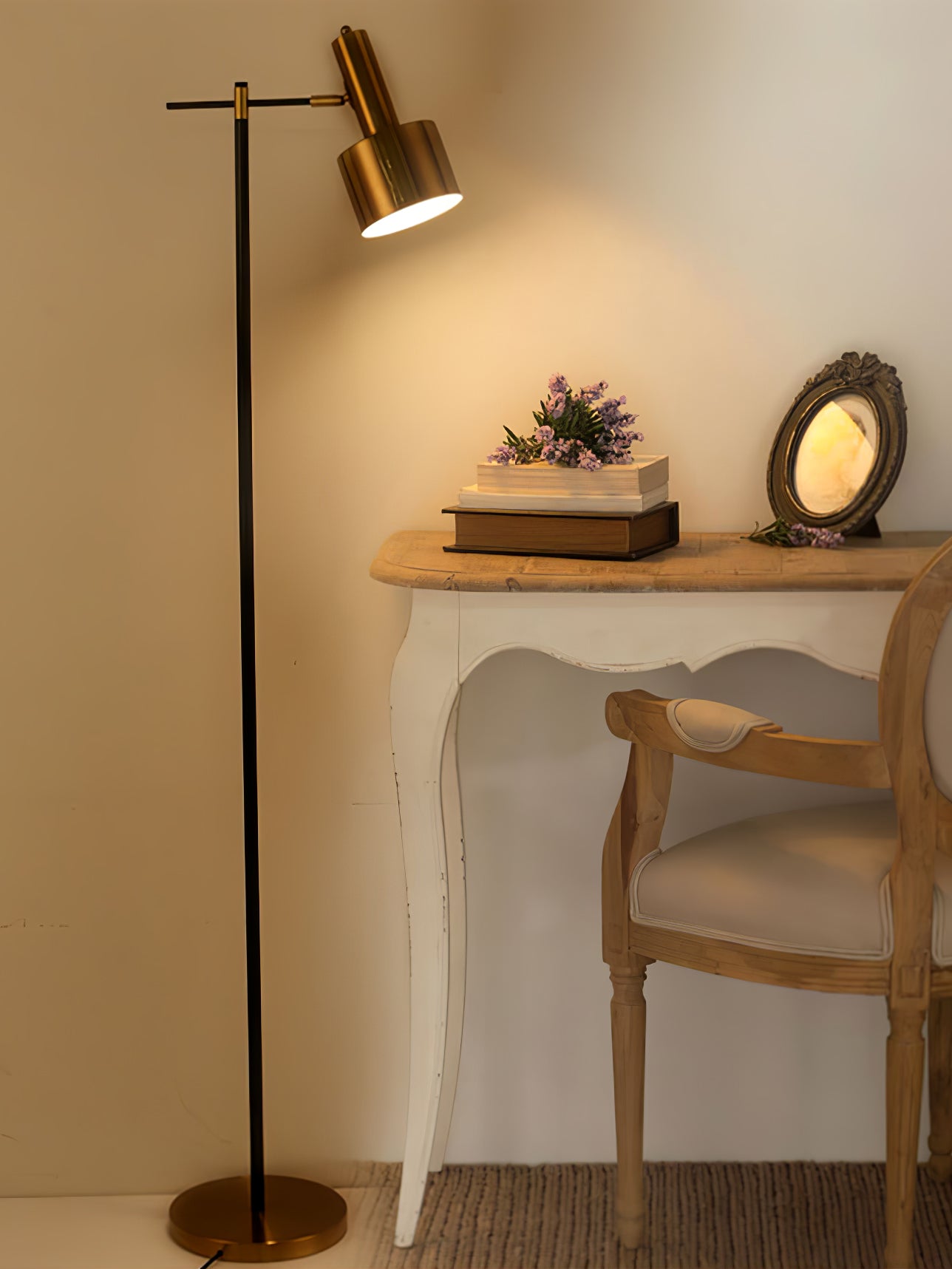 Lento Floor Lamp