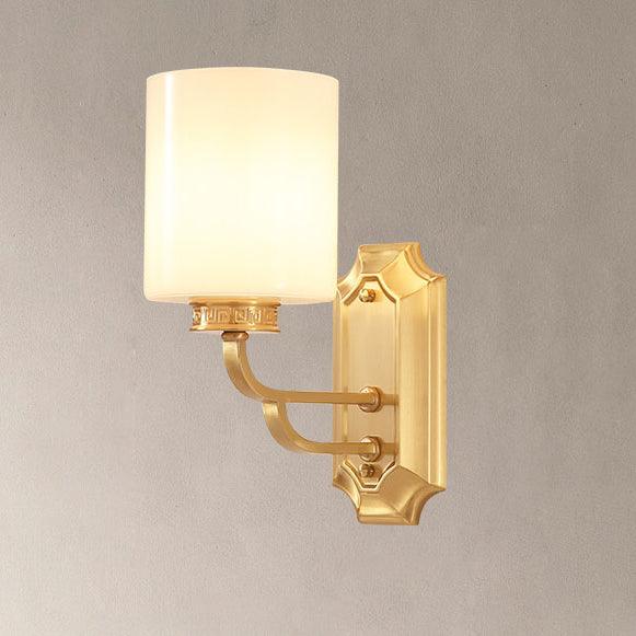 Hamilton Wall Lamp