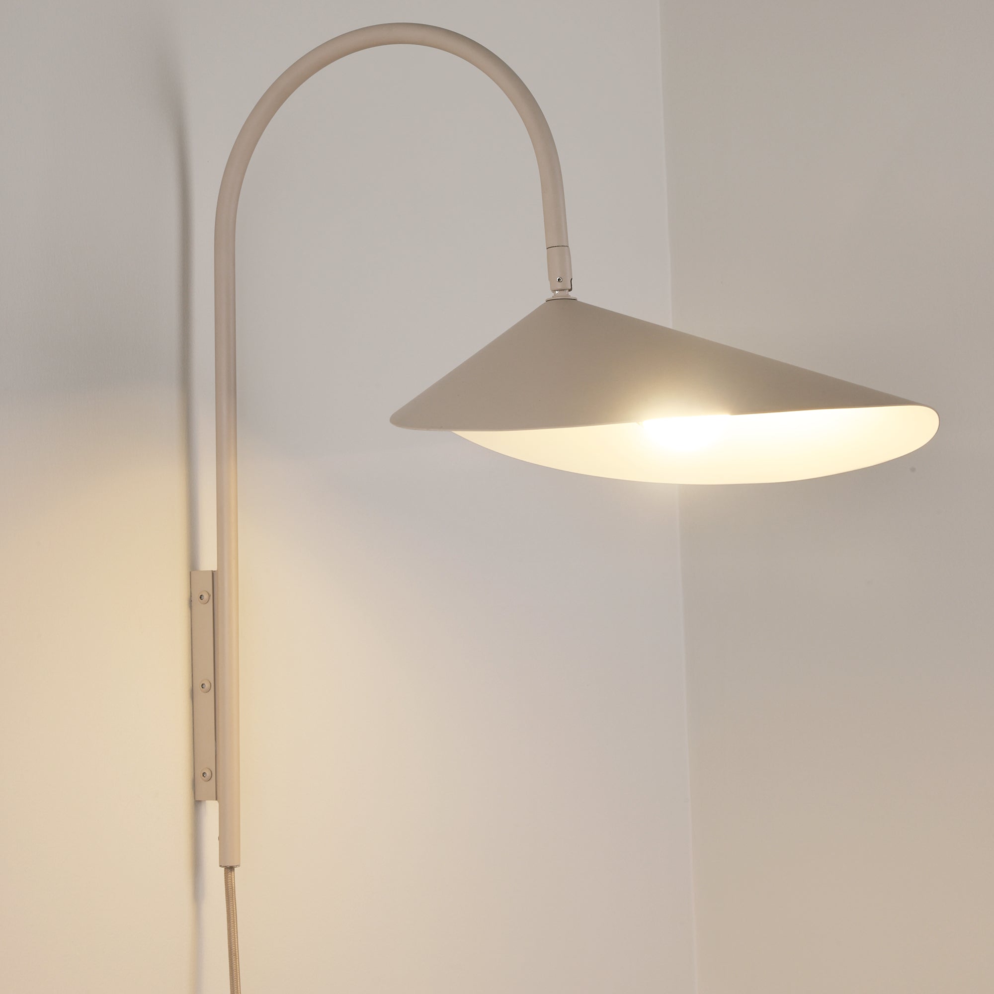 Arum Swivel Plug-in Wall Lamp