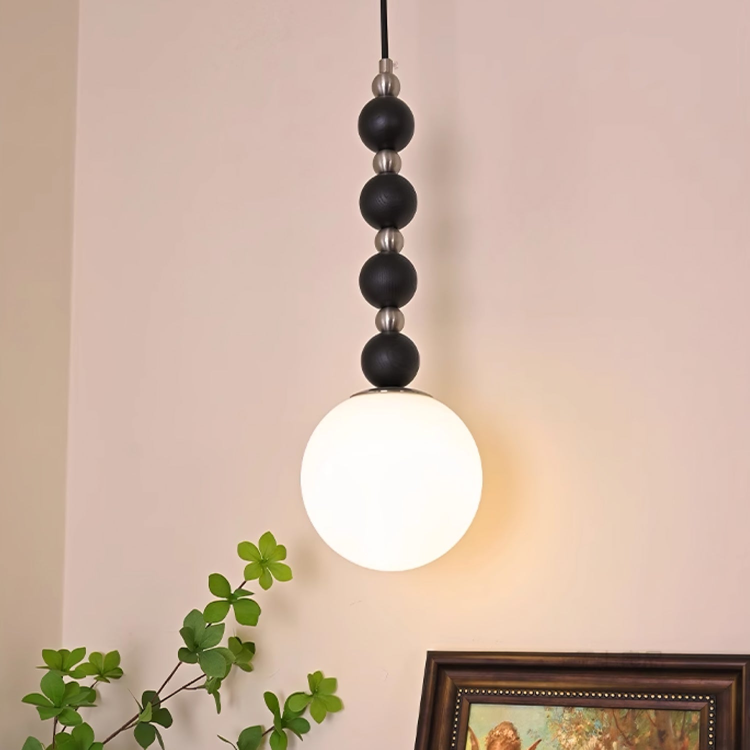 Vertical Walnut Balls Pendant Lamp