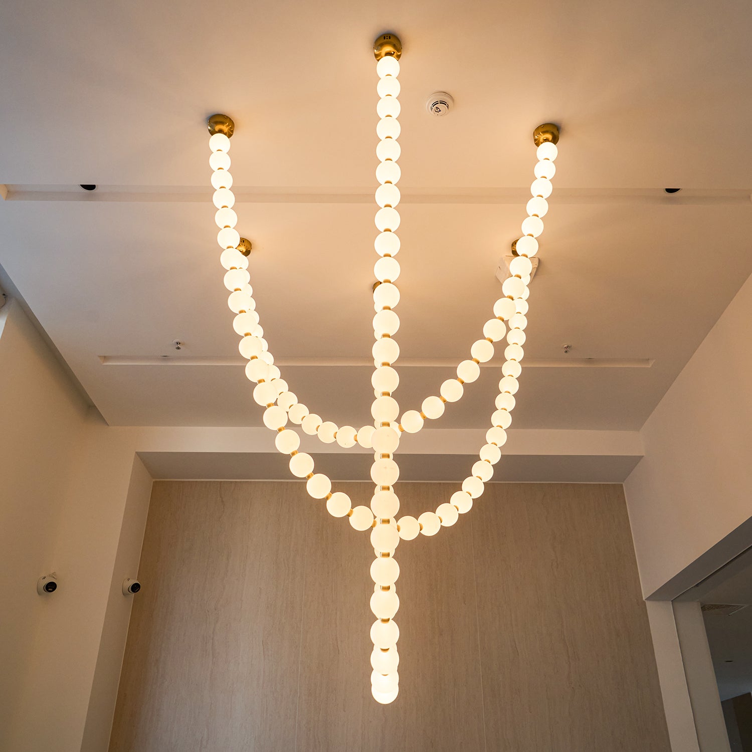 Pearl Necklace Balls Chandelier