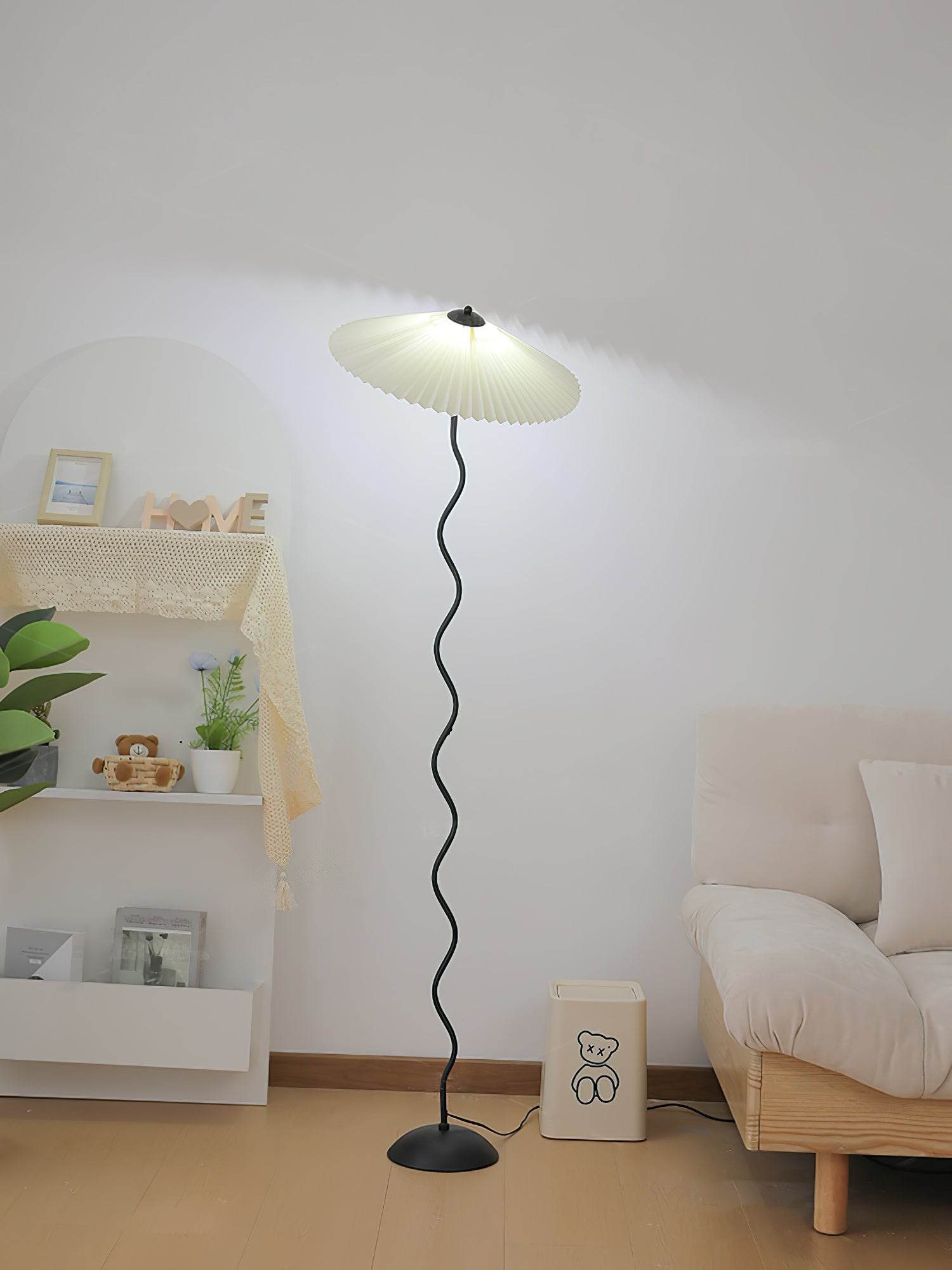 Squiggle Floor Lamp