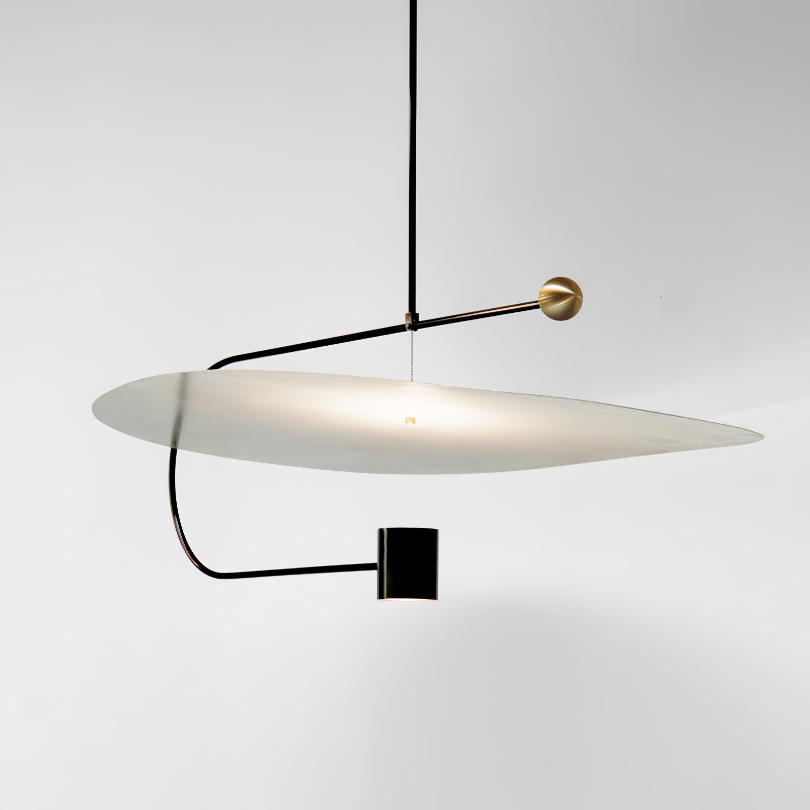 Mira Balance Pendant Lamp