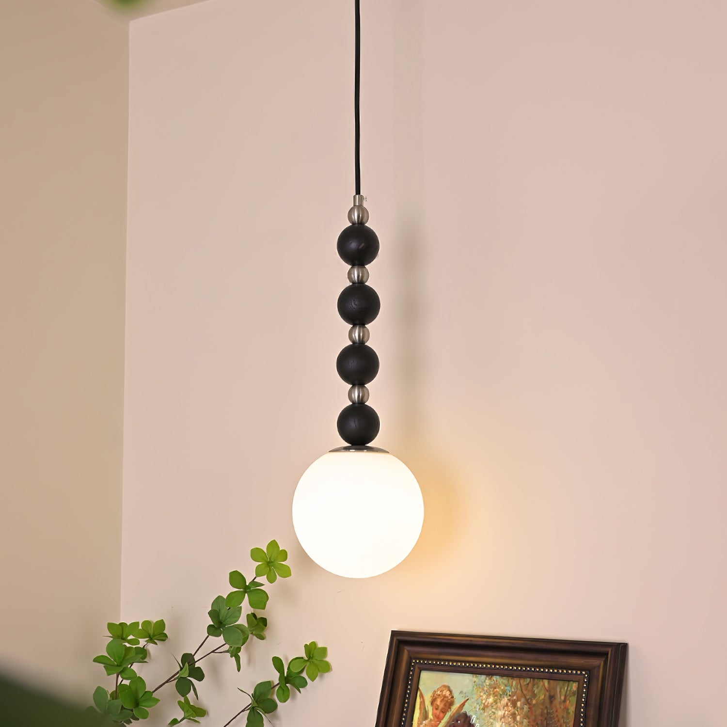 Vertical Walnut Balls Pendant Lamp