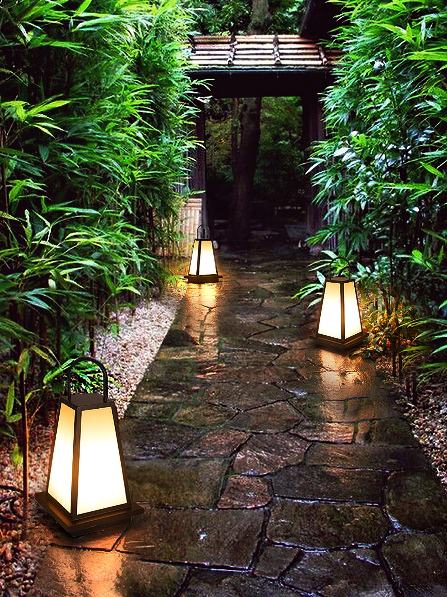 Roam Lantern Garden Outdoor Lamp