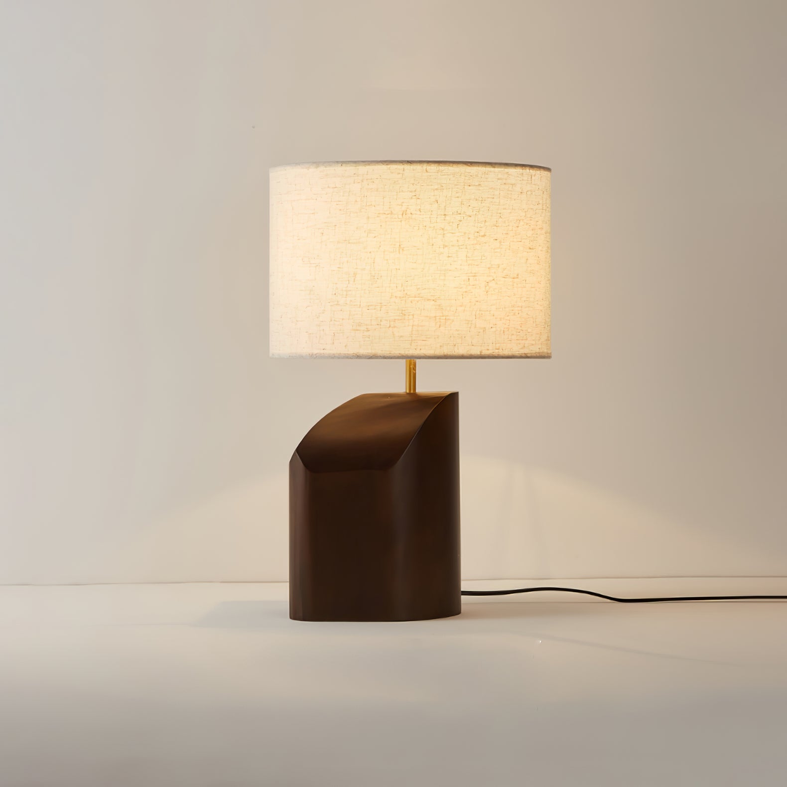 Arden Curve Table Lamp