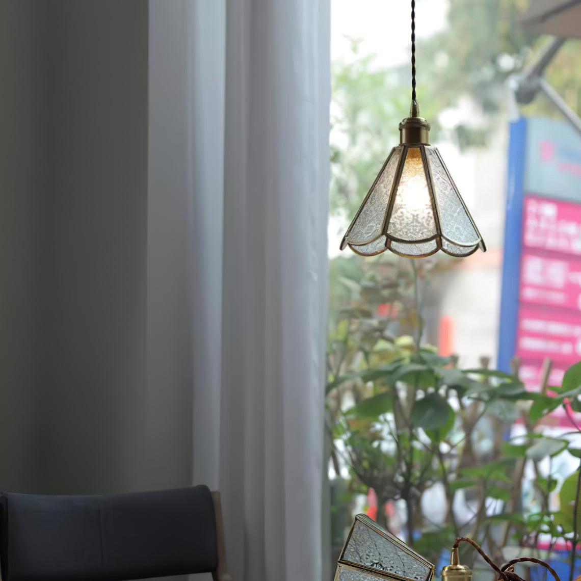 Patterned Glass Pendant Lamp