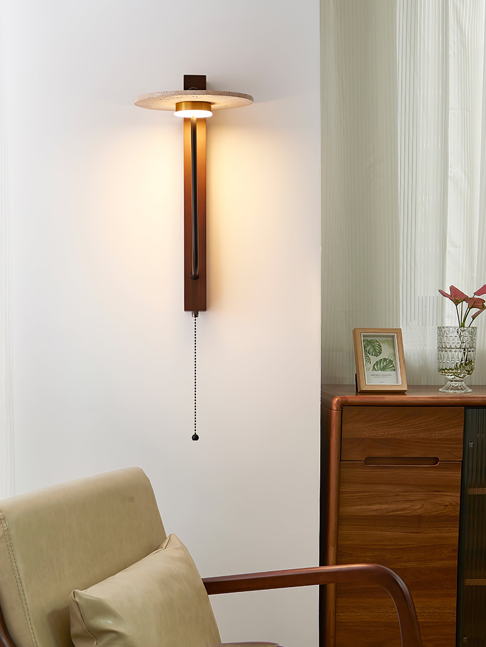 Aura Arm Wall Lamp