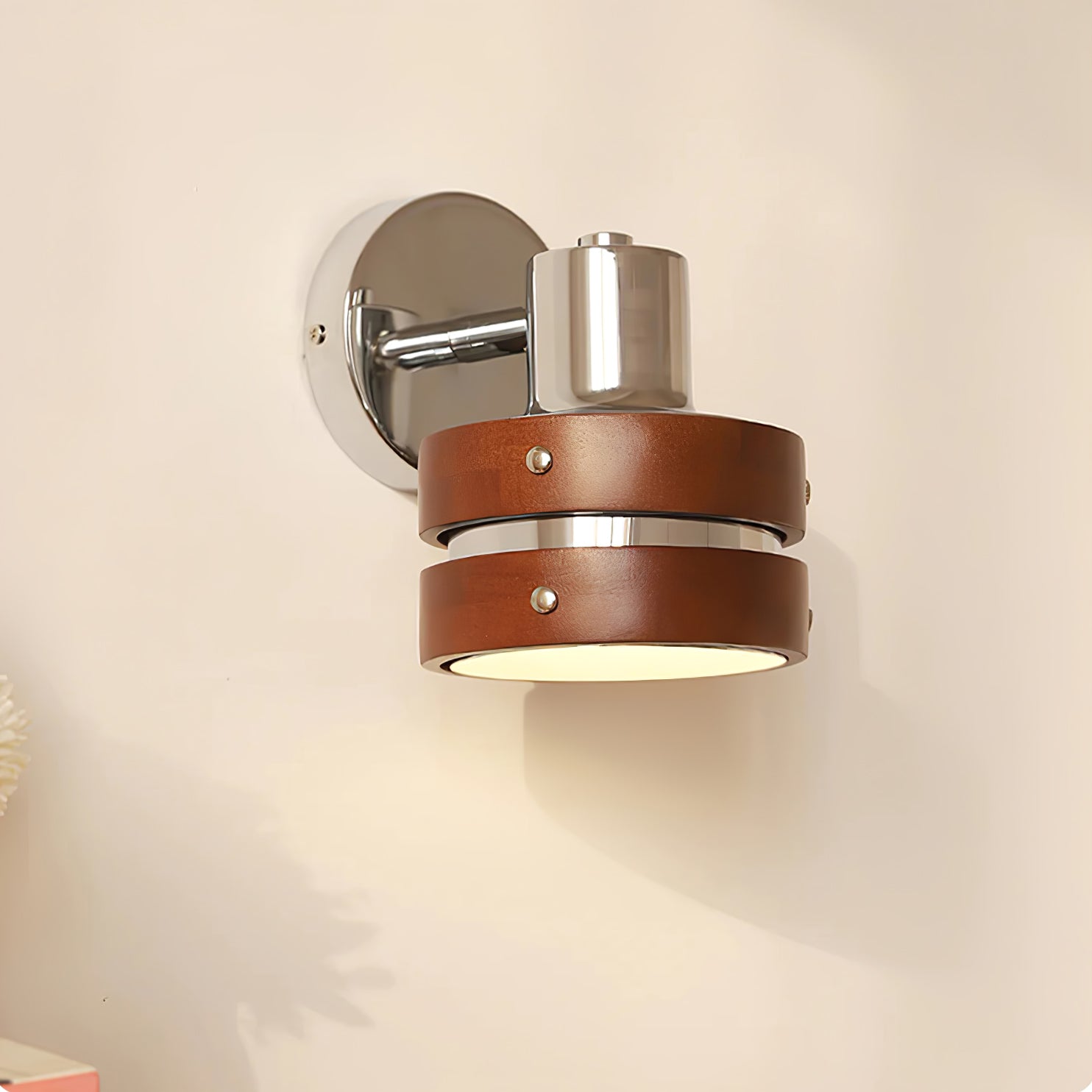 Karry Wall Lamp